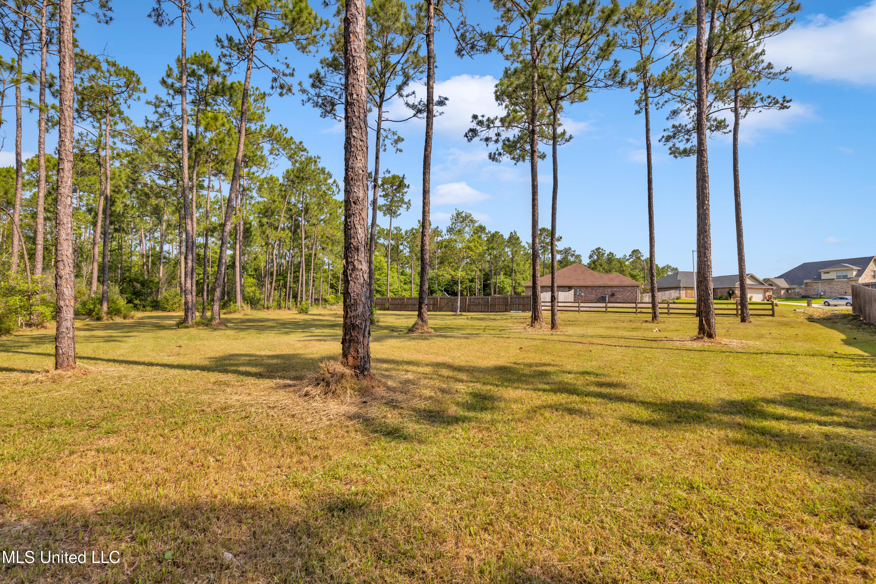 14911 Camp Lane, Gulfport, Mississippi image 35