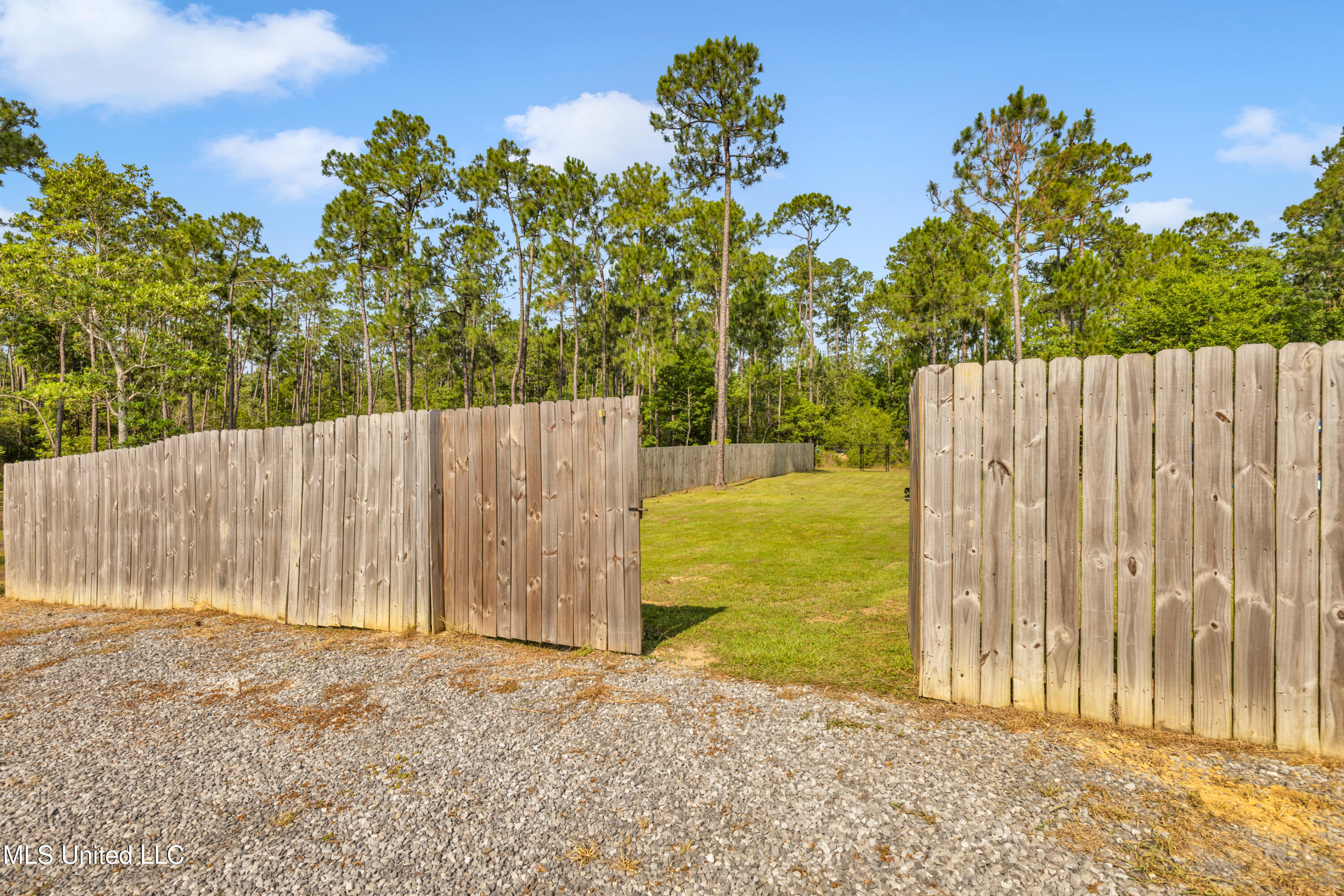 14911 Camp Lane, Gulfport, Mississippi image 36
