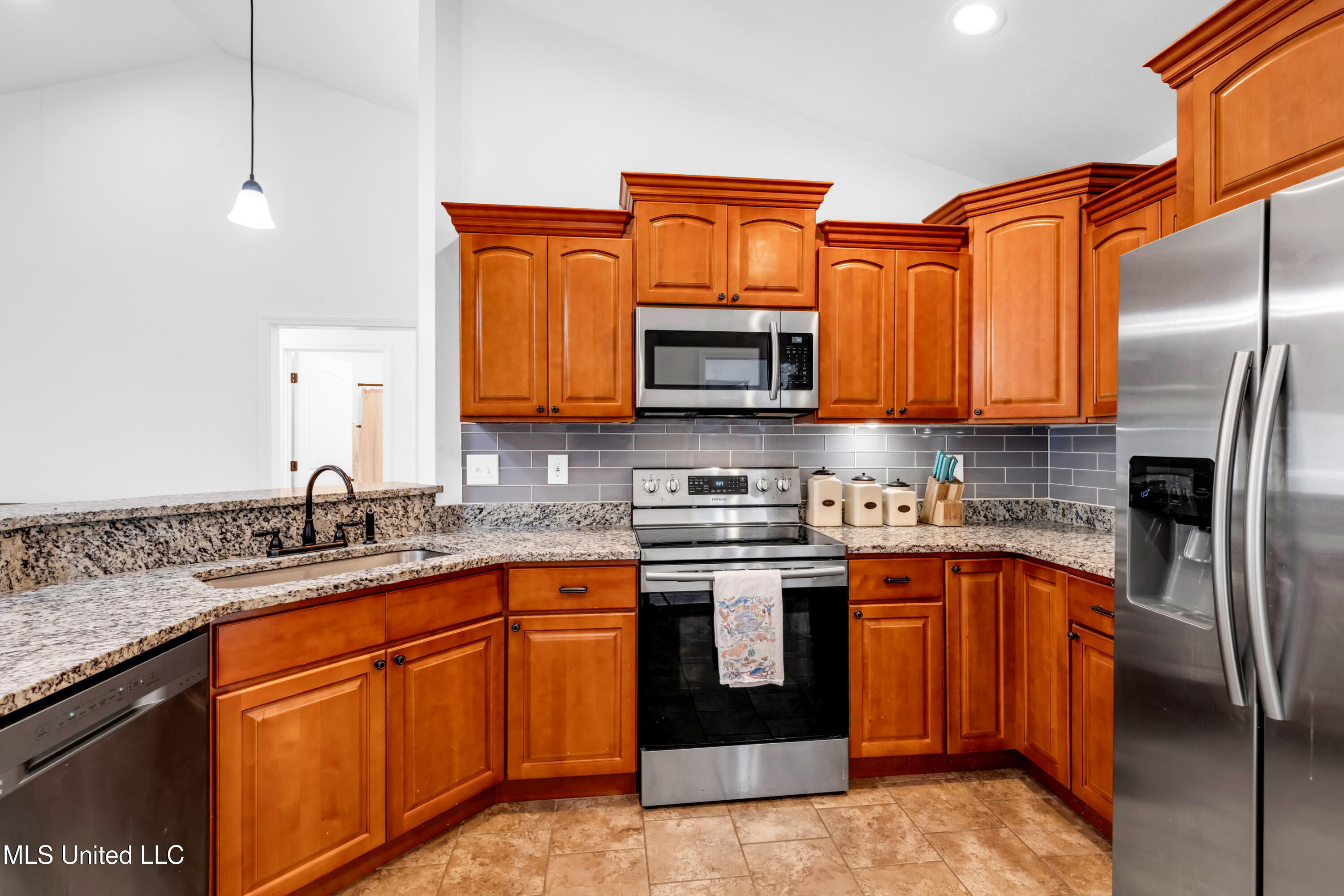 14911 Camp Lane, Gulfport, Mississippi image 14