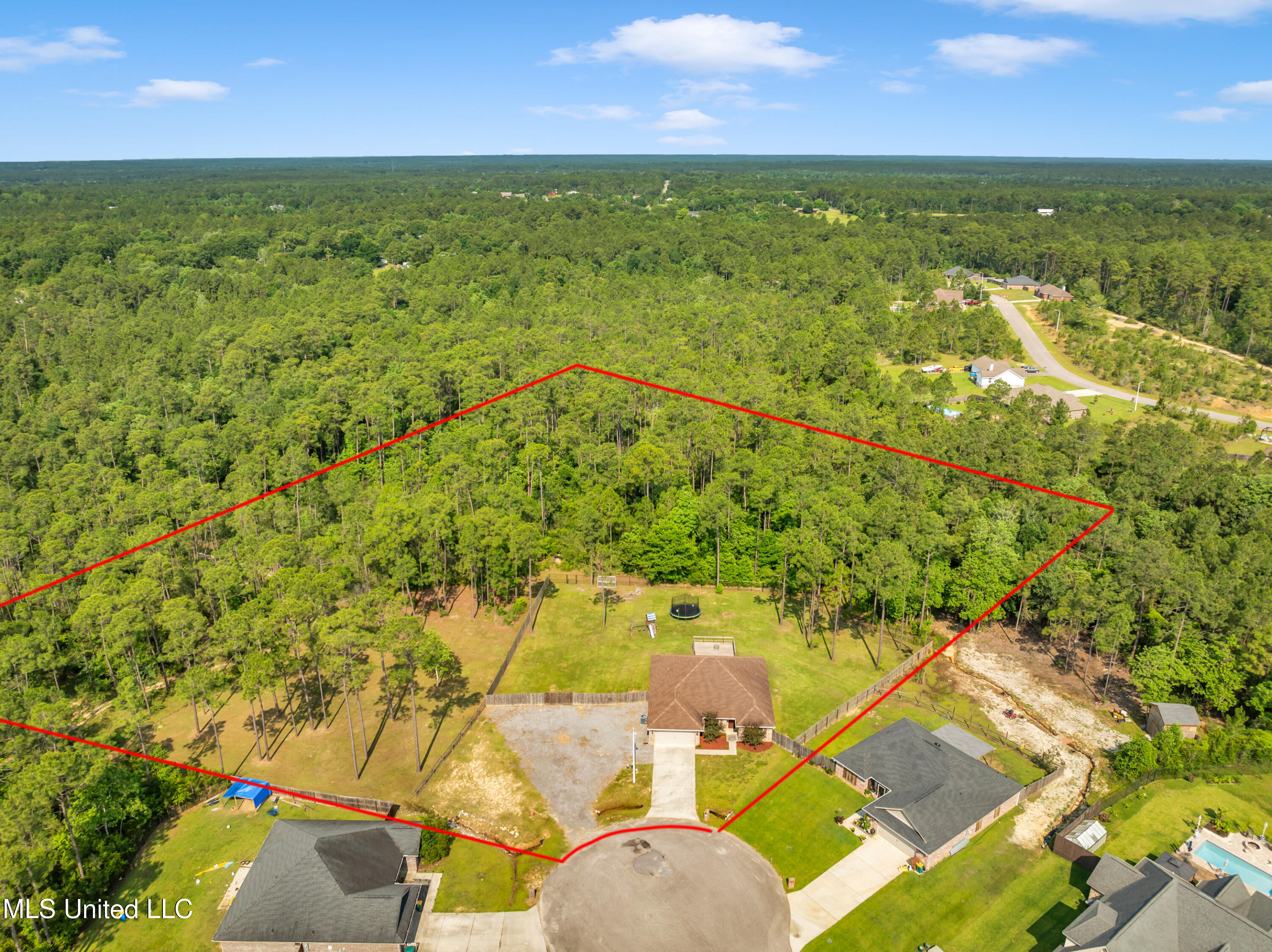 14911 Camp Lane, Gulfport, Mississippi image 2