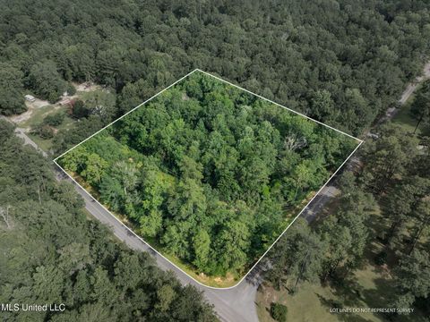 Vacant Land For Sale - LOT 1 (3.36 Acres) Beverly Hills Drive<br/> Forrest County, Hattiesburg, MS 39402