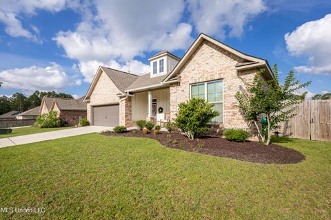 Single Family Residence in Ocean Springs MS 7465 Saints Circle 4.jpg