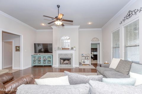 Single Family Residence in Ocean Springs MS 7465 Saints Circle 9.jpg