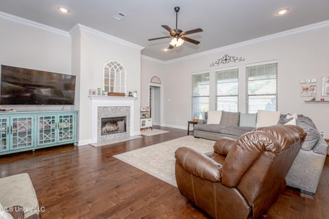 Single Family Residence in Ocean Springs MS 7465 Saints Circle 15.jpg