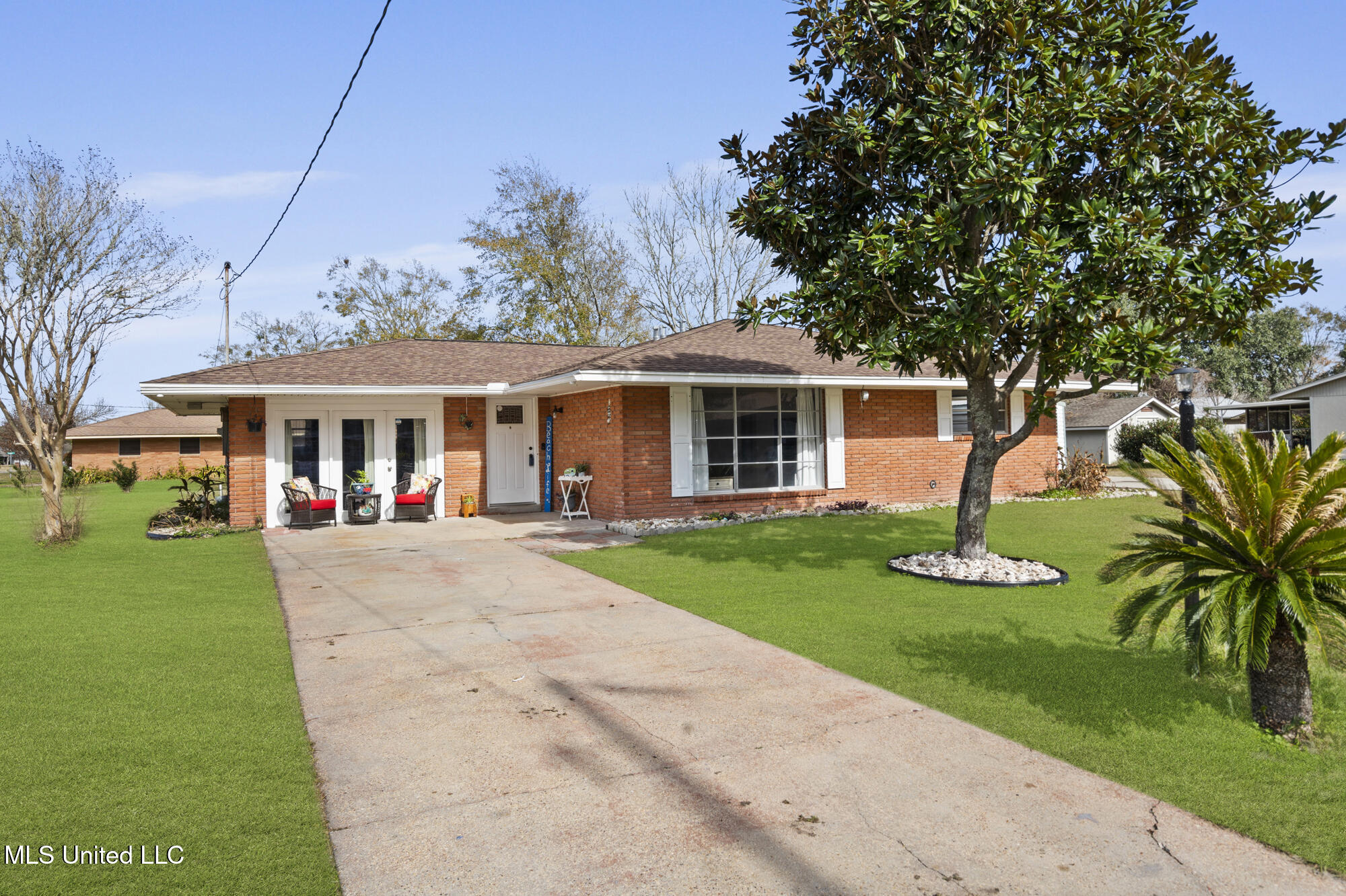 108 Charleswood Lane, Long Beach, Mississippi image 1