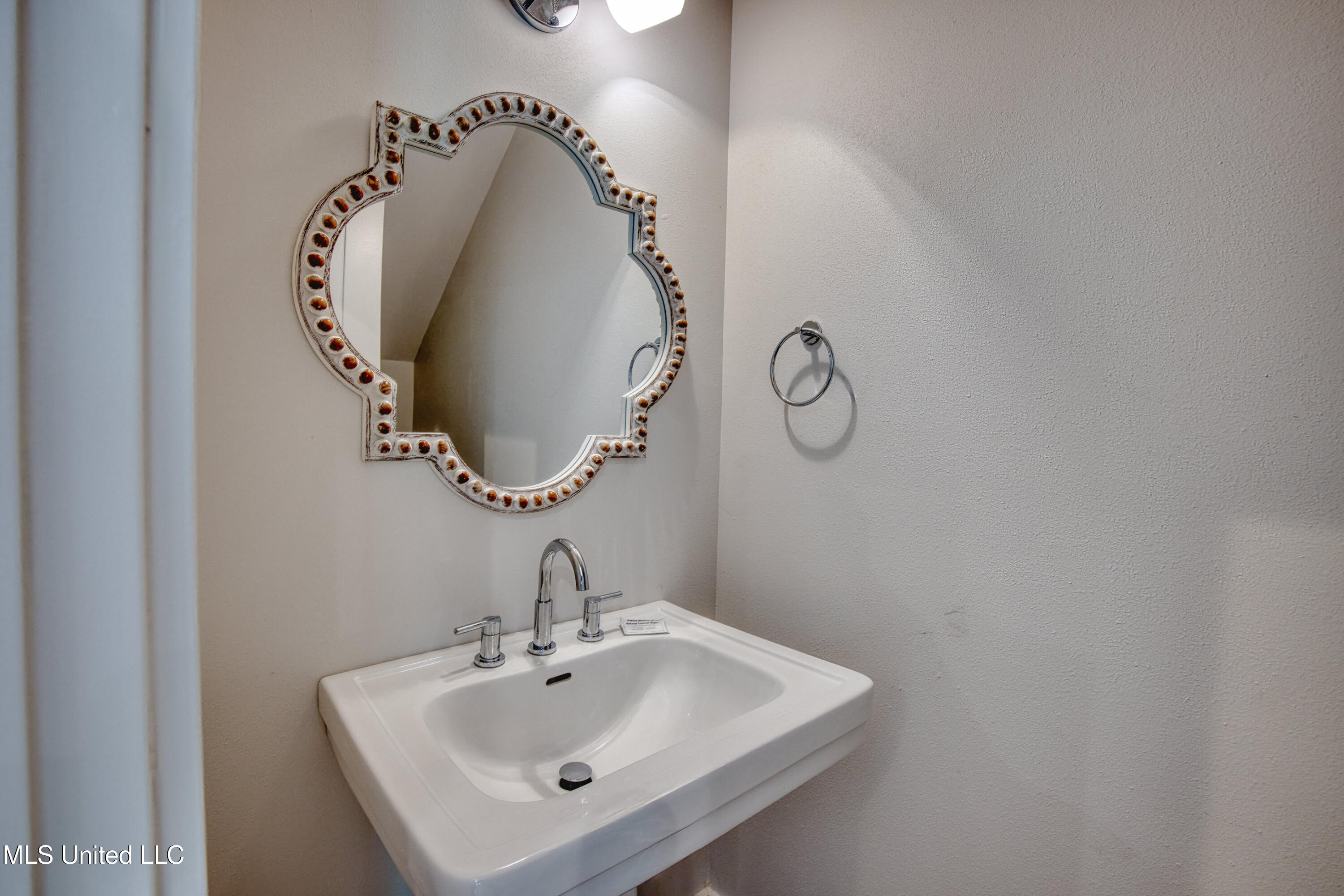 115 Menge Avenue #1, Pass Christian, Mississippi image 7