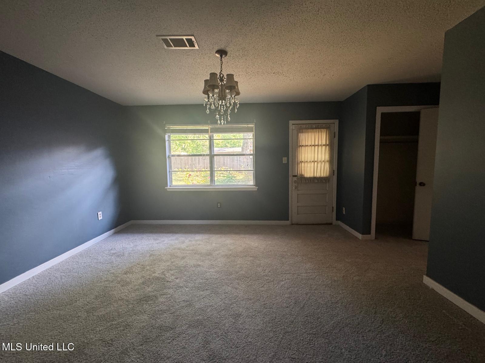 210 Swan Lake Drive, Jackson, Mississippi image 7