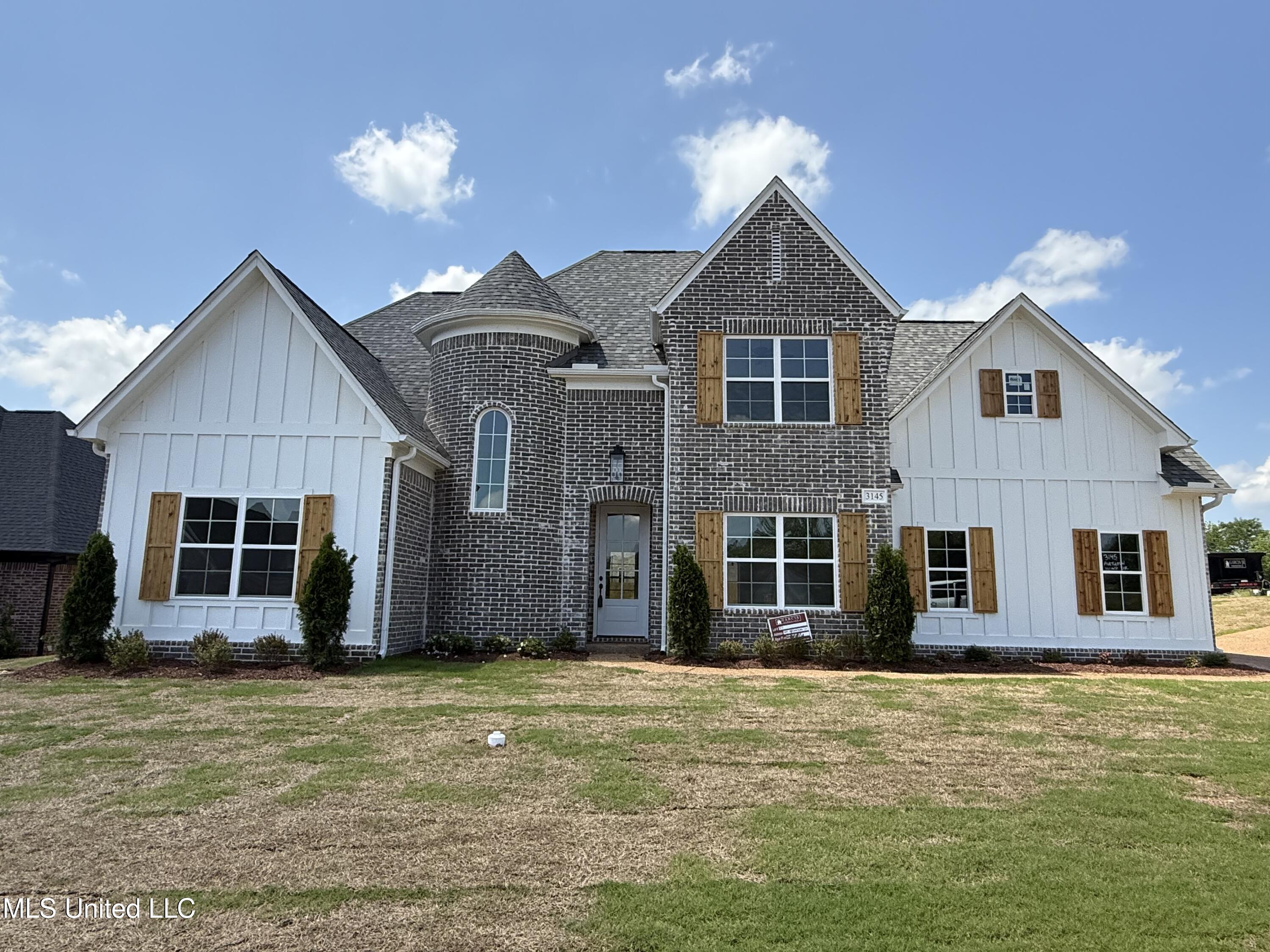 3145 Autumn Wind Drive, Hernando, Mississippi image 1