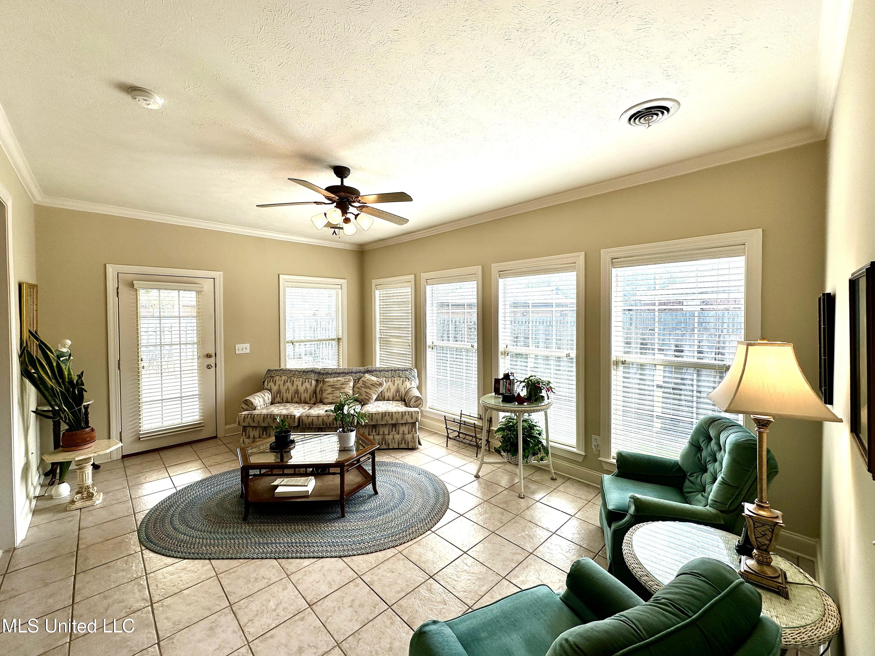 101 Brookside Circle, Clinton, Mississippi image 17
