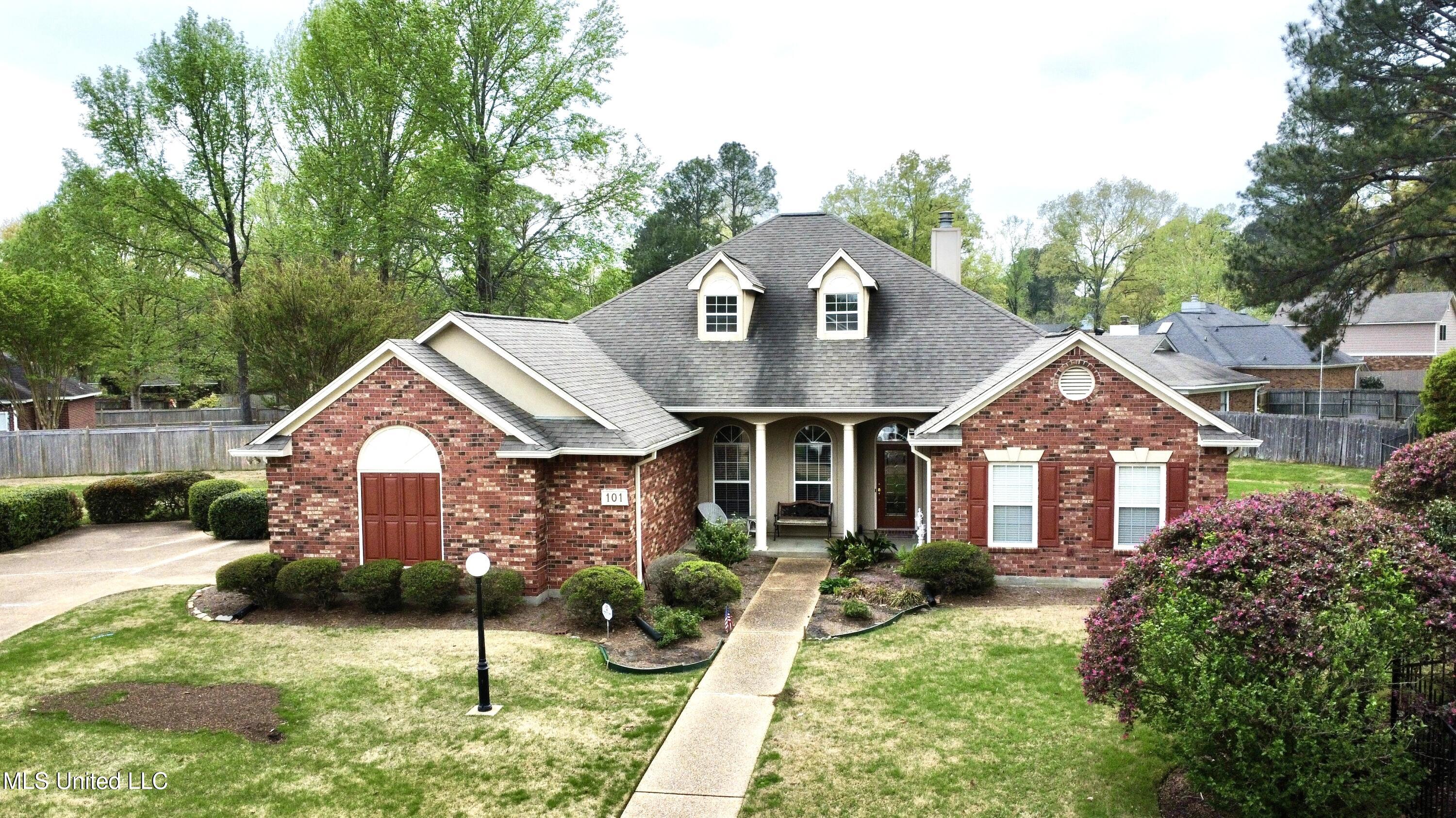 101 Brookside Circle, Clinton, Mississippi image 26