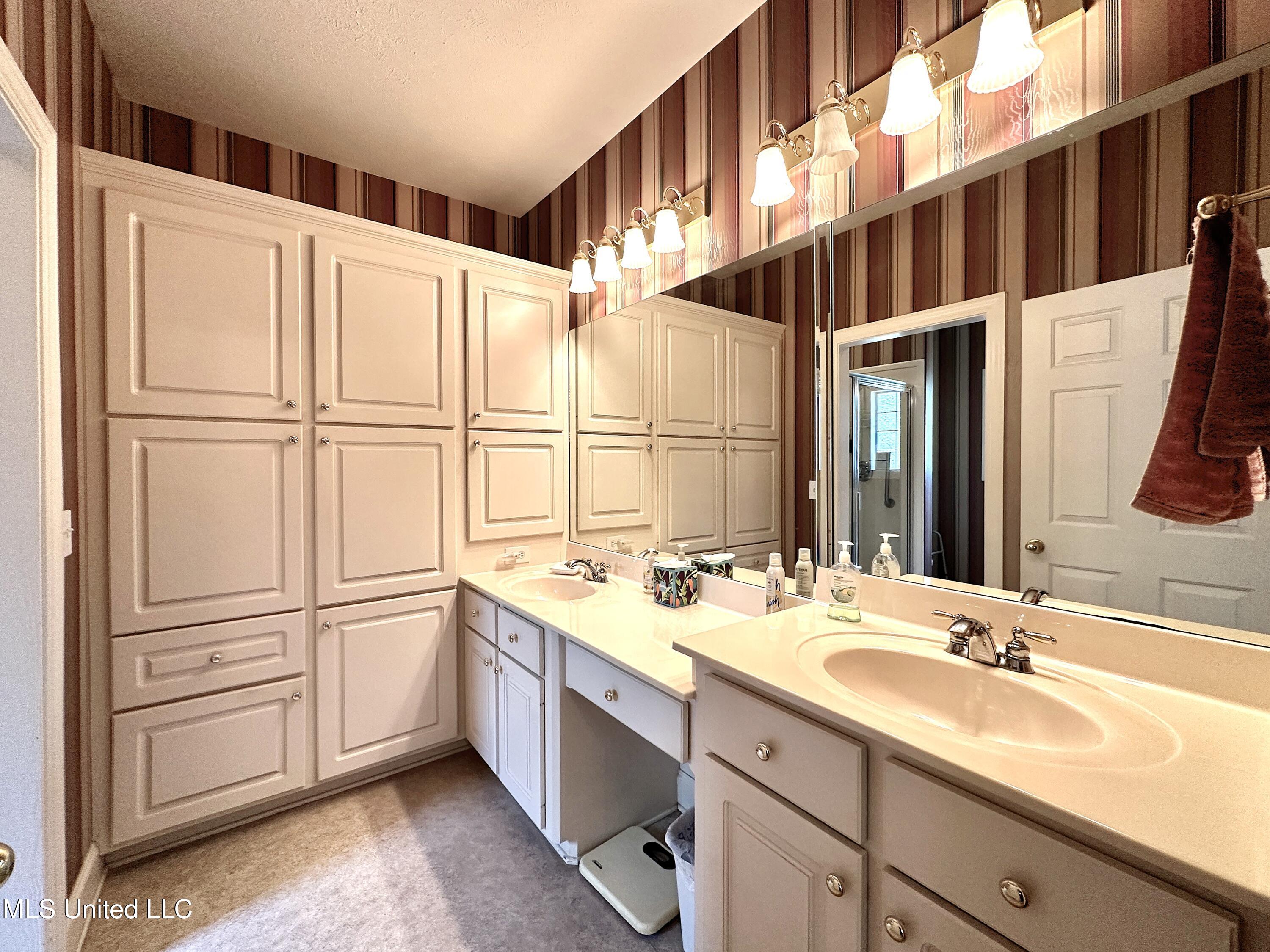 101 Brookside Circle, Clinton, Mississippi image 22