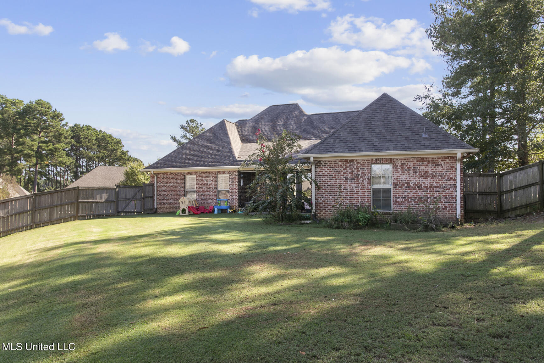 101 Quarles Drive, Madison, Mississippi image 35