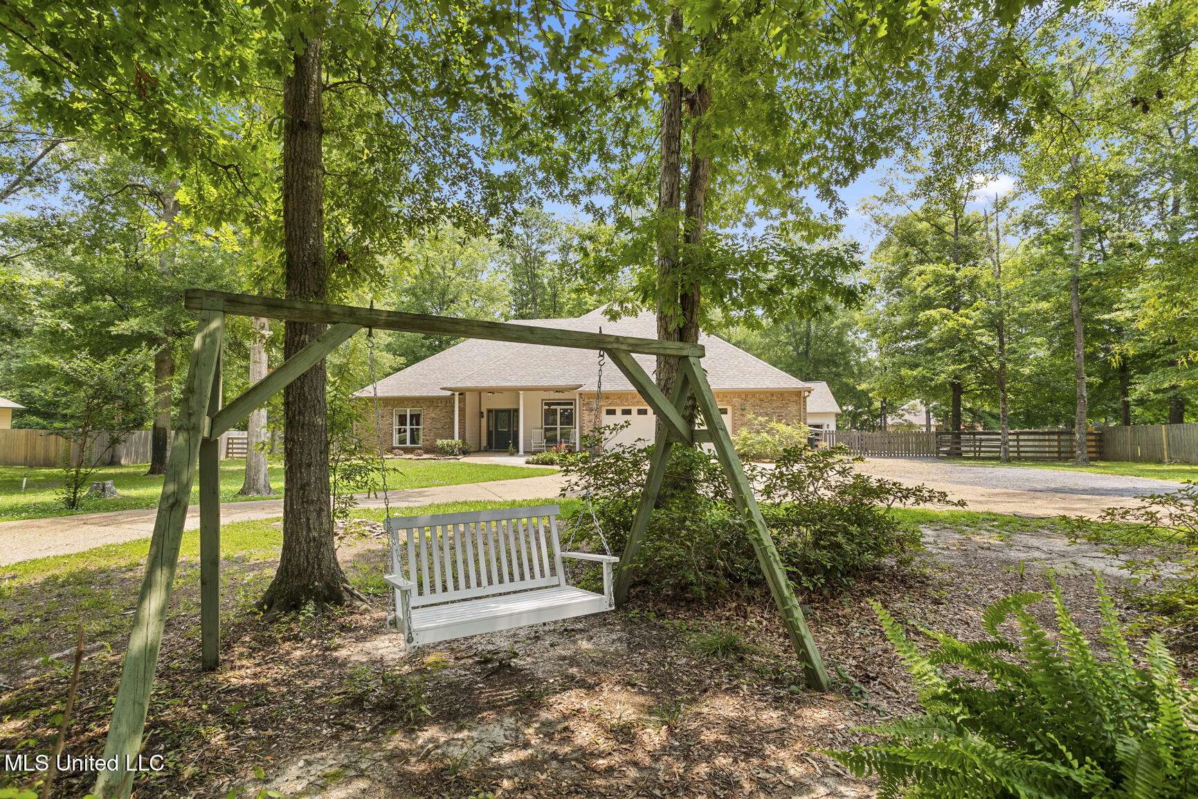 114 Sandstone Drive, Brandon, Mississippi image 2