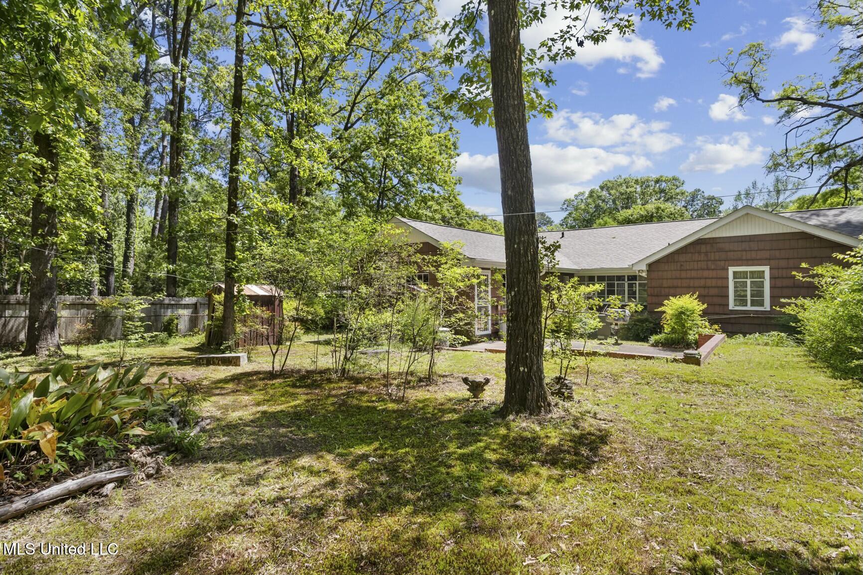 516 Naples Road, Jackson, Mississippi image 21