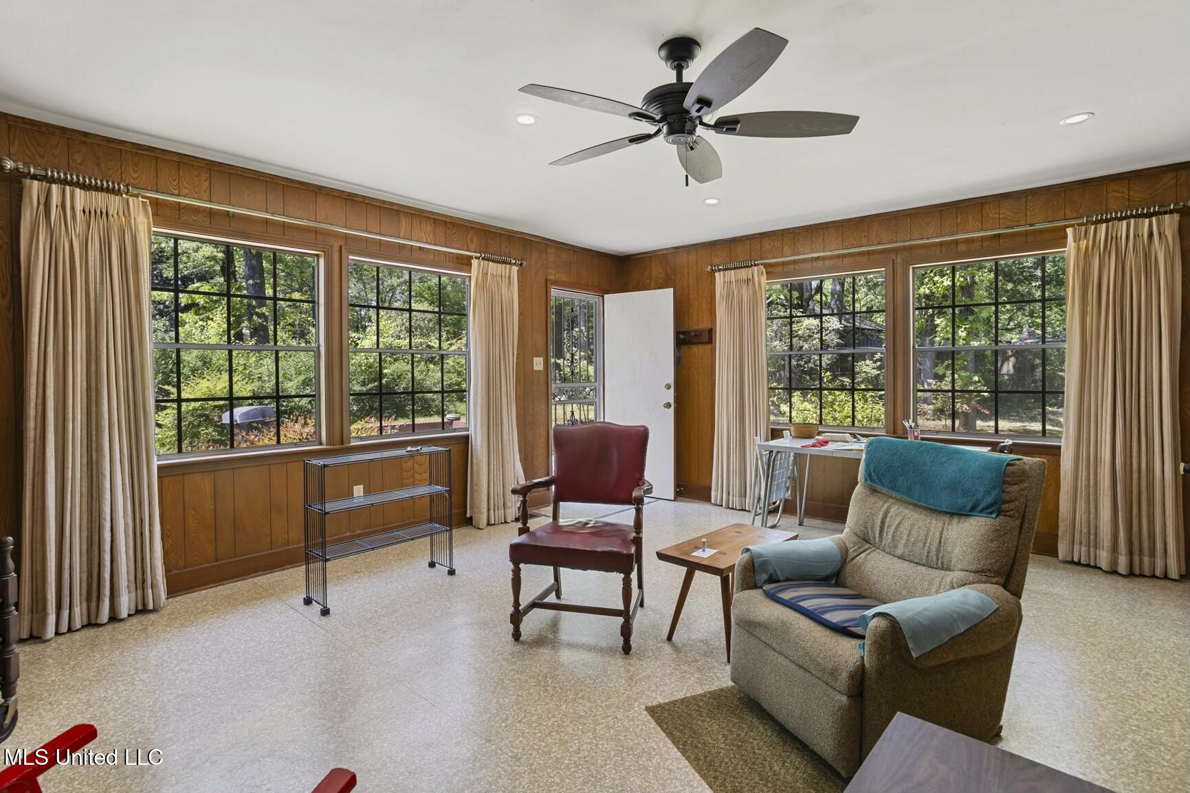 516 Naples Road, Jackson, Mississippi image 11