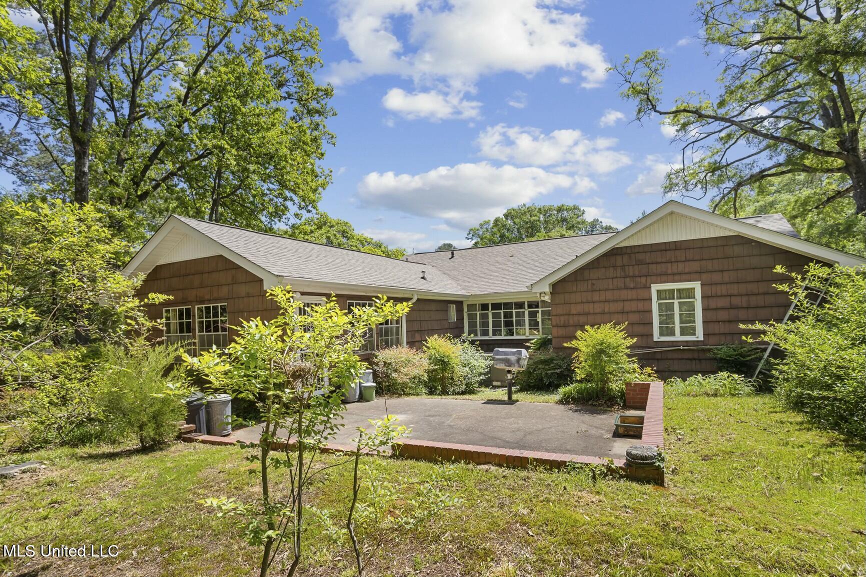 516 Naples Road, Jackson, Mississippi image 22