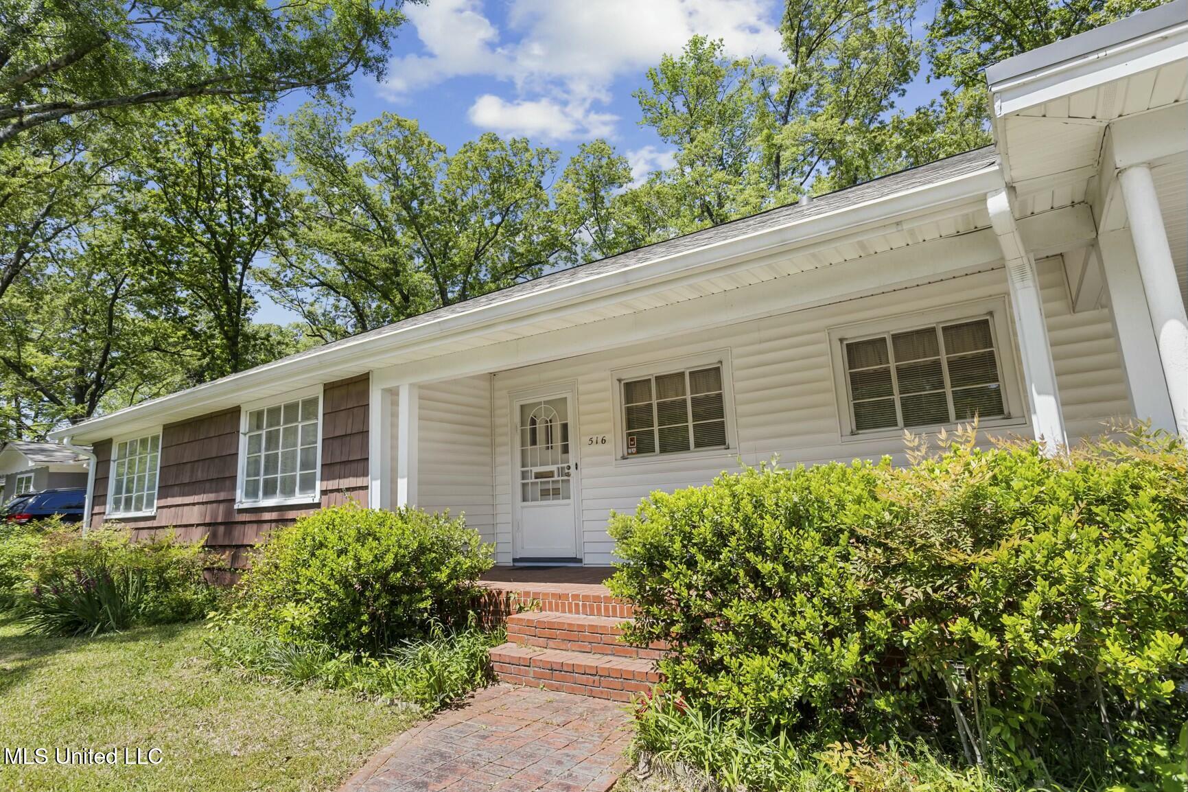 516 Naples Road, Jackson, Mississippi image 3