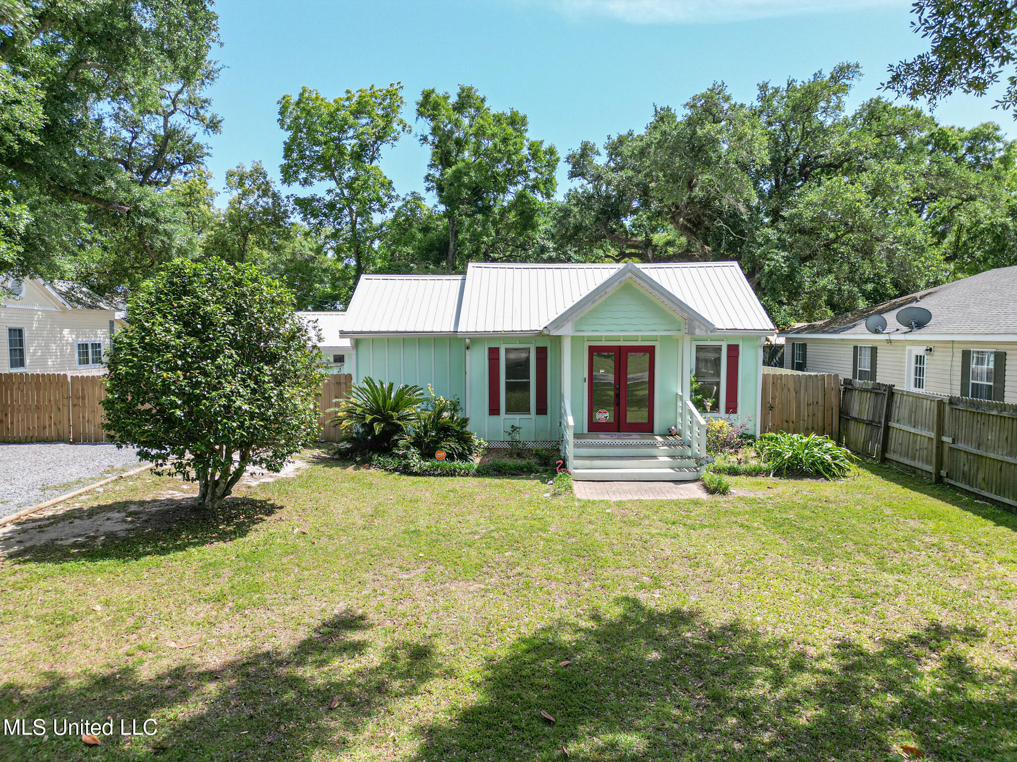 119 23rd Street, Gulfport, Mississippi image 1