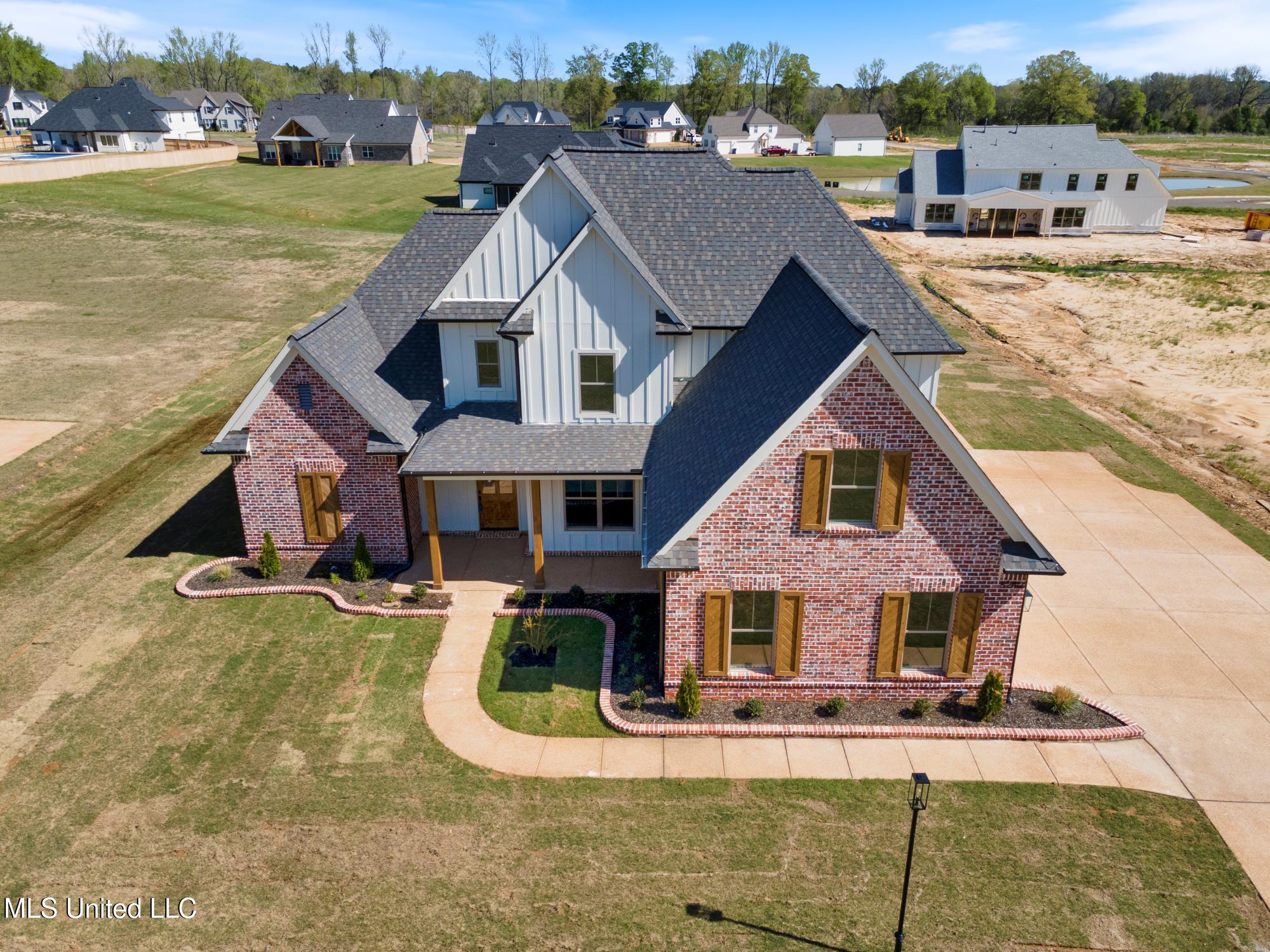 5240 Camp Crossing, Hernando, Mississippi image 3