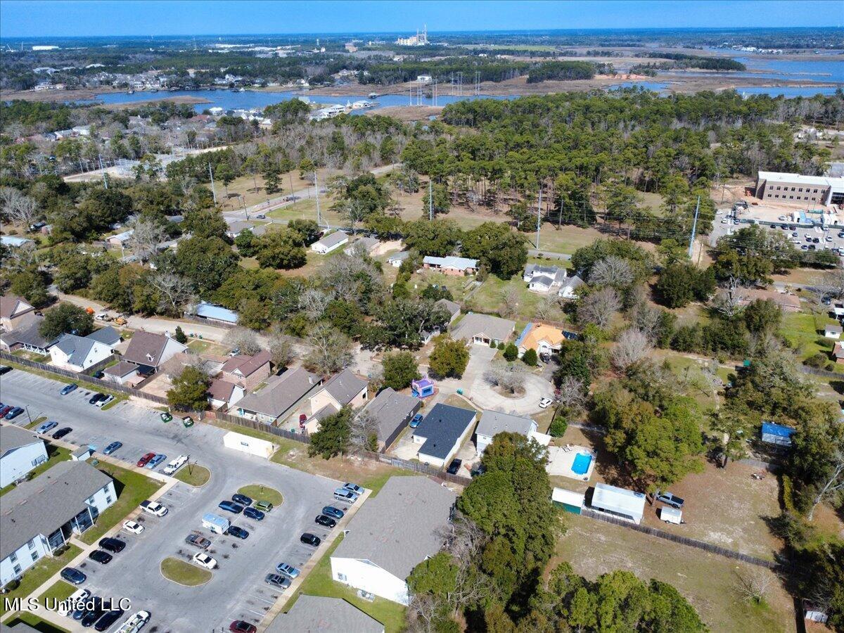 2123 Lindhridge Drive, Gulfport, Mississippi image 33