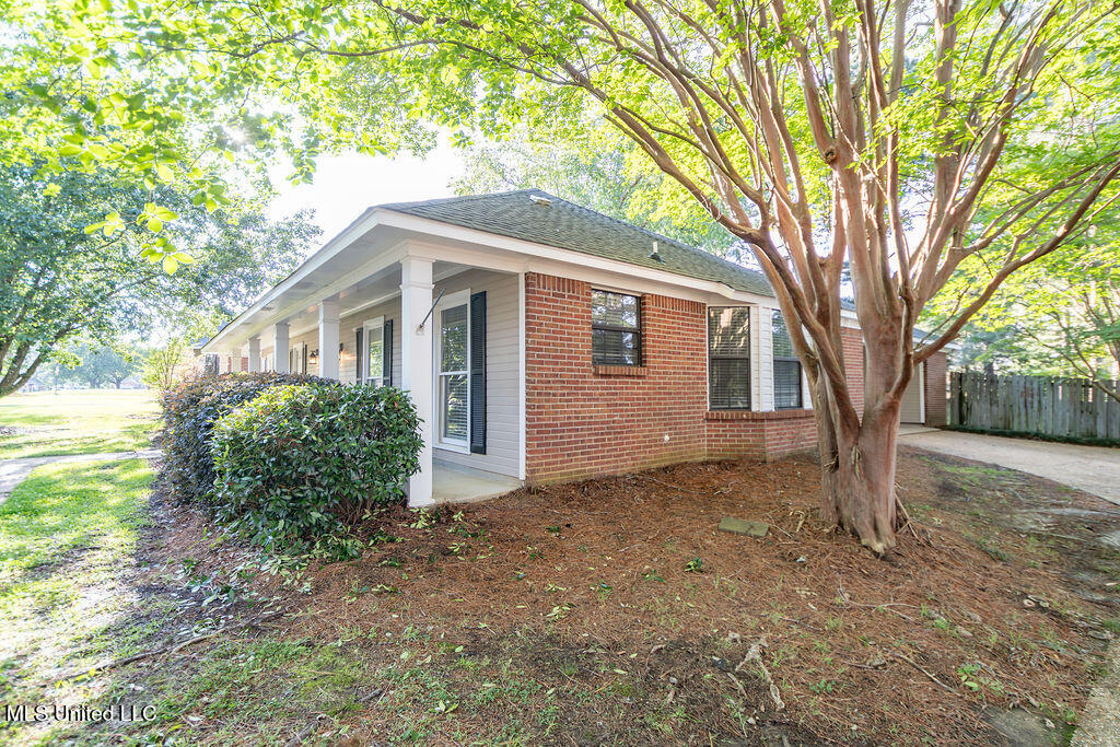 332 South Place Drive, Madison, Mississippi image 2