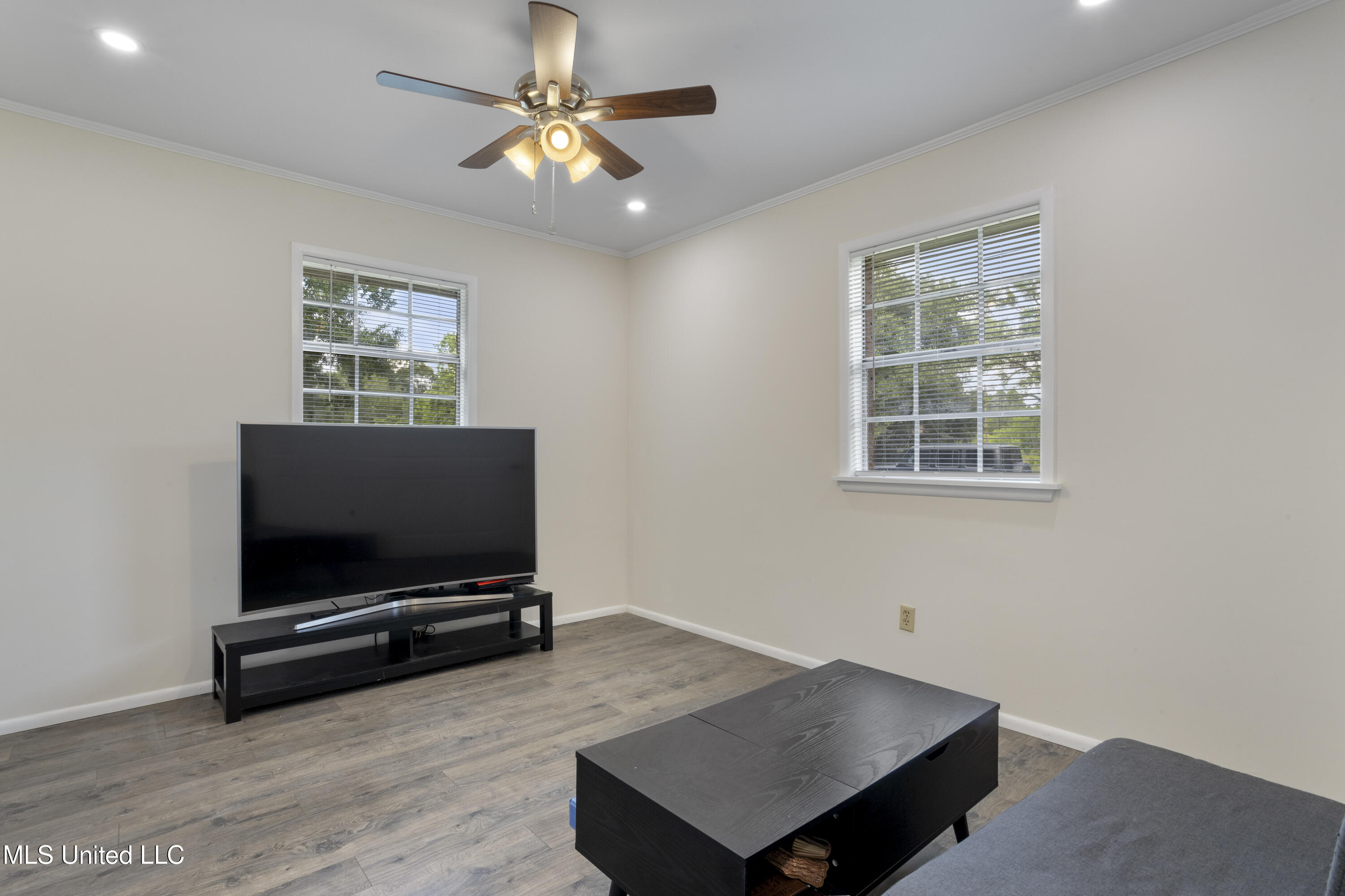 9101 Tammy Lane, Moss Point, Mississippi image 17