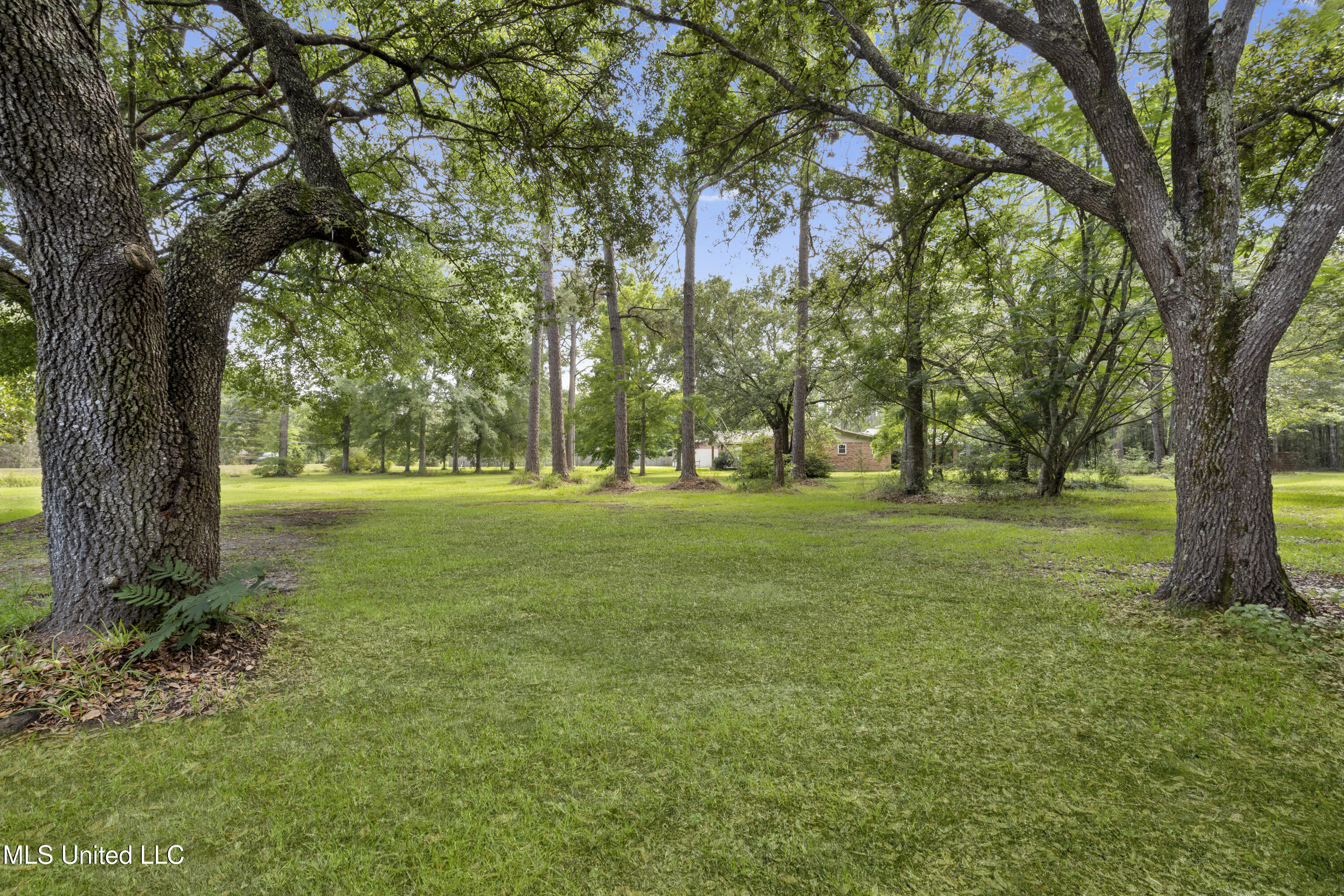 9101 Tammy Lane, Moss Point, Mississippi image 22