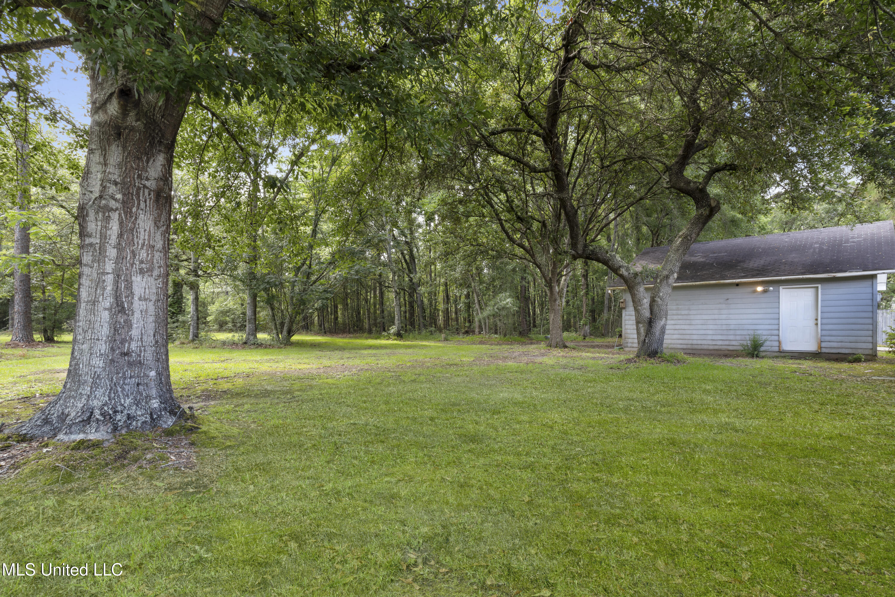 9101 Tammy Lane, Moss Point, Mississippi image 19