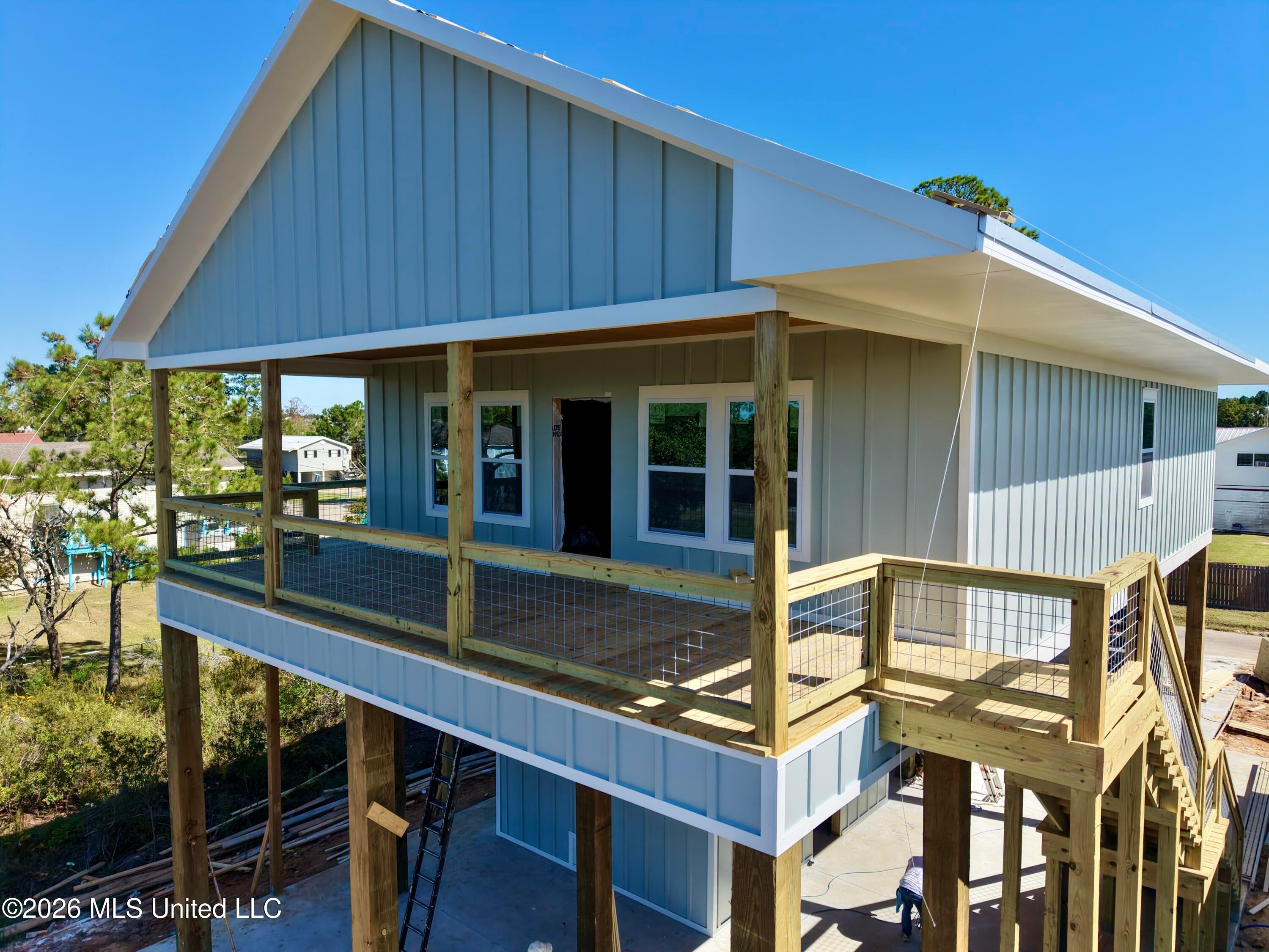 10051 Alabama Street