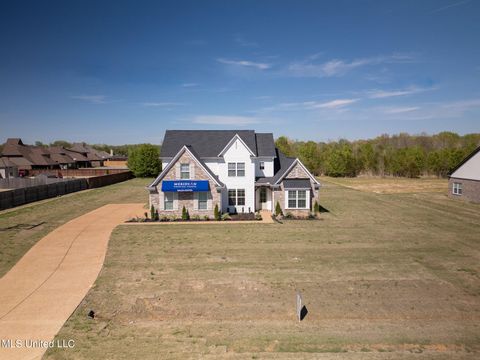 Homes For Sale - 5290 Douglas Drive<br/> Olive Branch, MS 38654