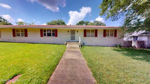 Homes For Sale - 210 Porter Street<br/> Senatobia, MS 38668