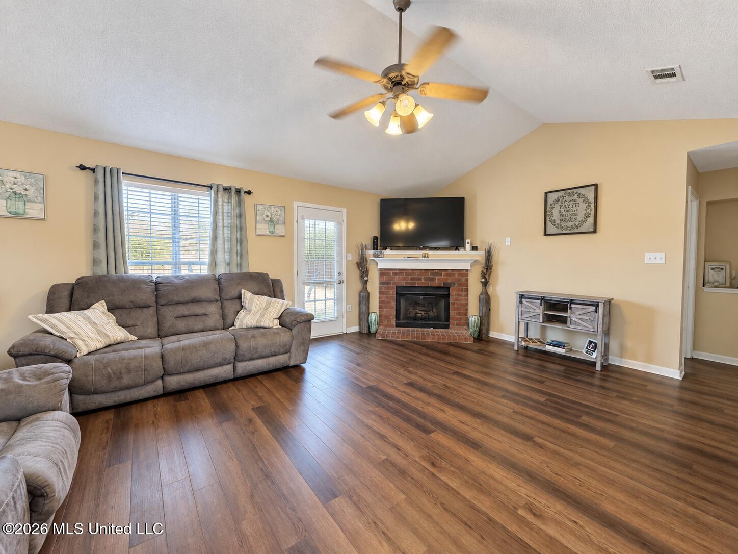 1636 Madison Cove