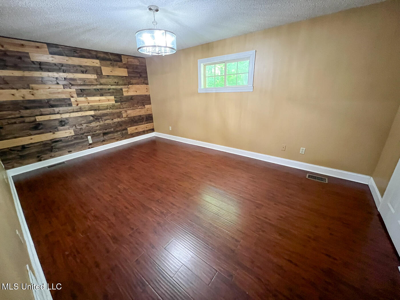 502 N Thunderbird Drive, Hernando, Mississippi image 21