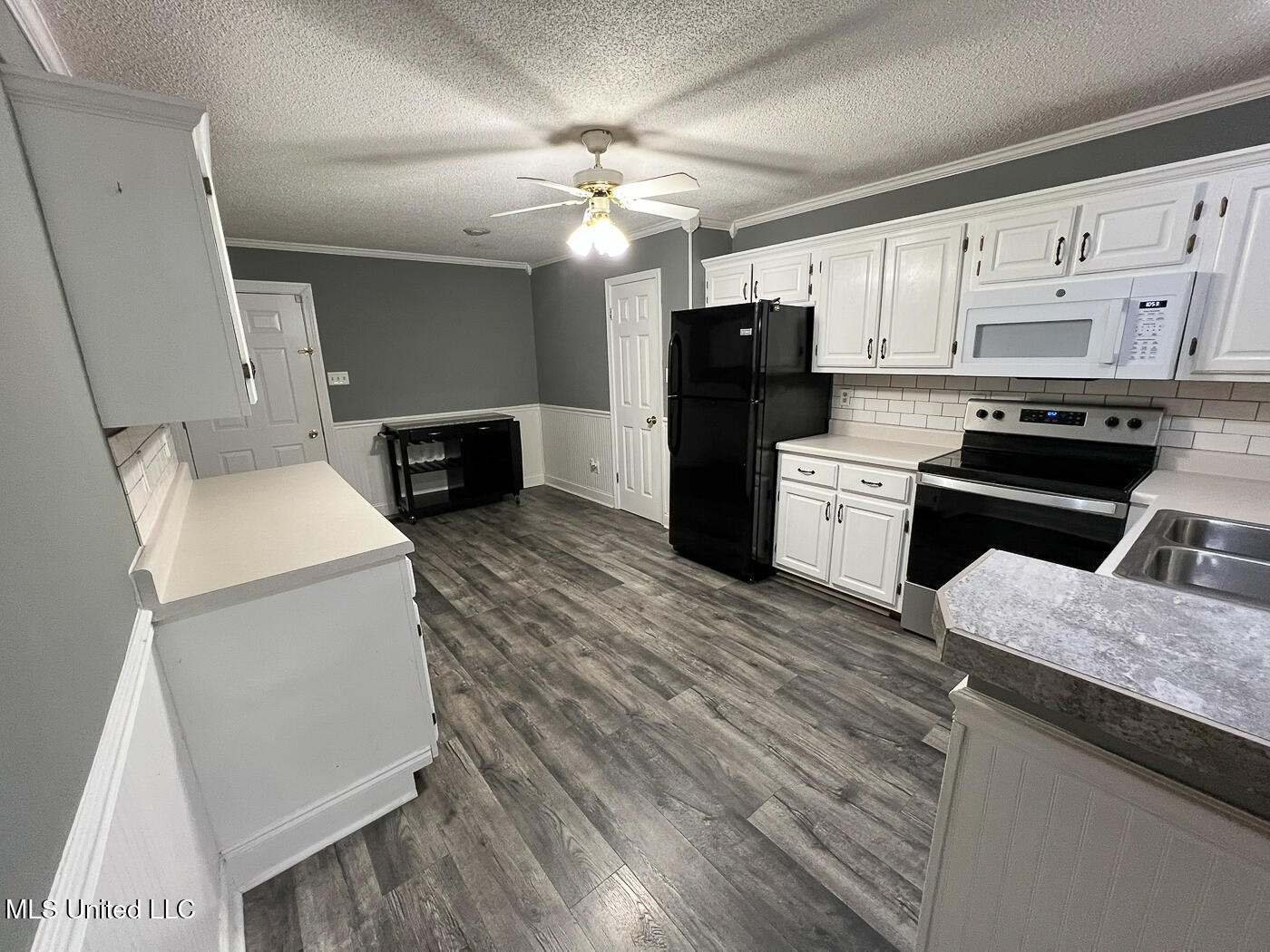 502 N Thunderbird Drive, Hernando, Mississippi image 11
