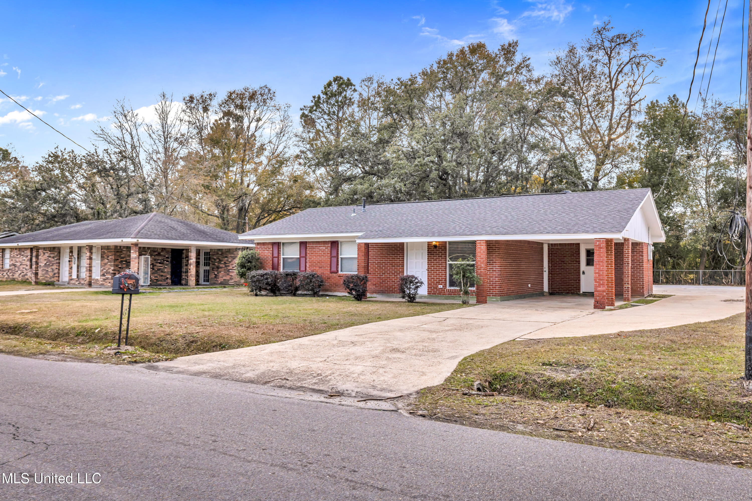 1617 Lewis Avenue, Gulfport, Mississippi image 3