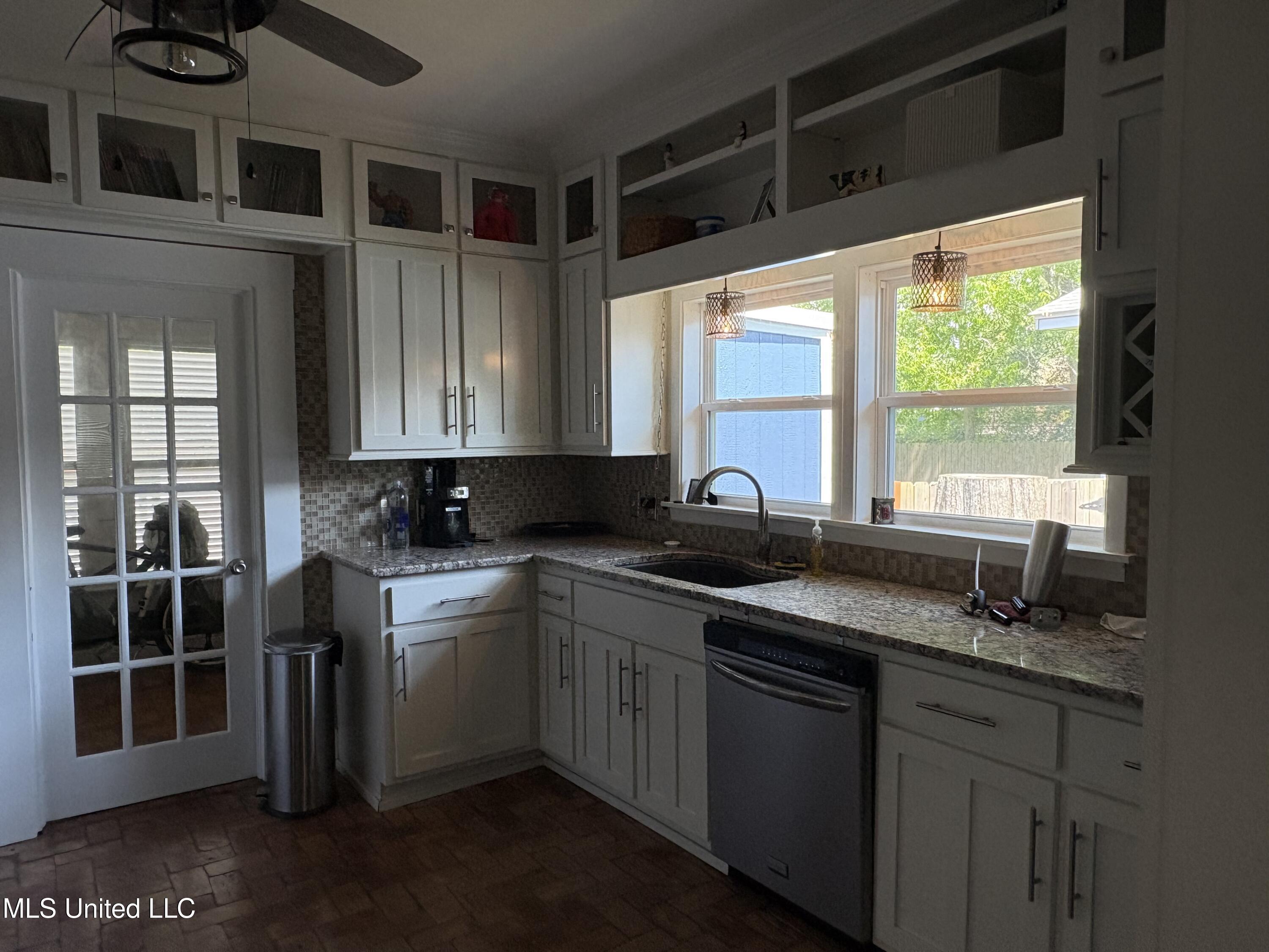 1225 32nd Avenue, Gulfport, Mississippi image 10