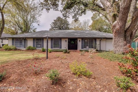 Homes For Sale - 315 Fairview Drive<br/> Harrison County, Biloxi, MS 39531