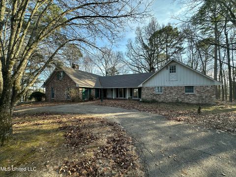 Homes For Sale - 715 Wagner Street<br/> Water Valley, MS 38965