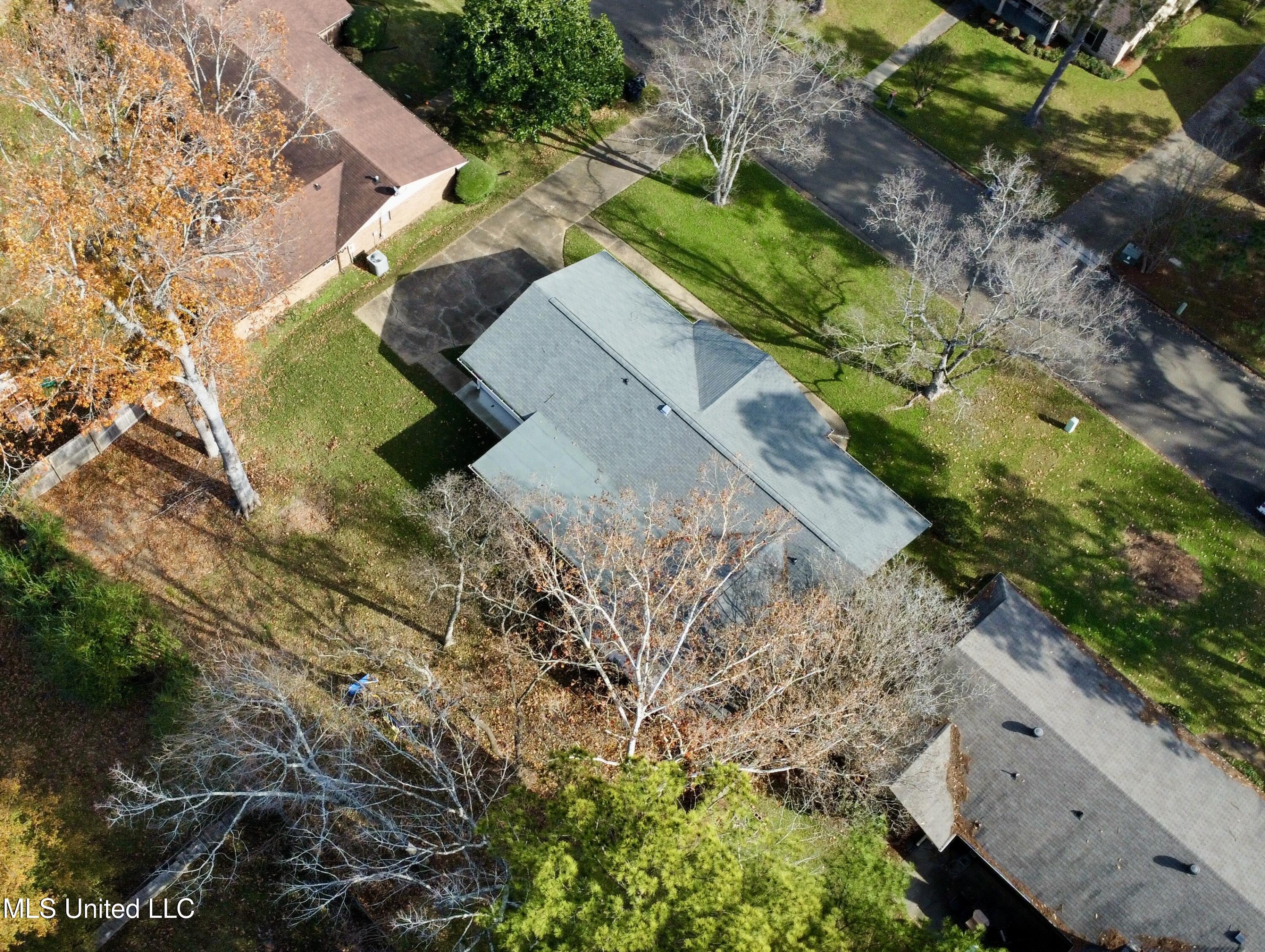 1209 Canterbury Lane, Clinton, Mississippi image 48