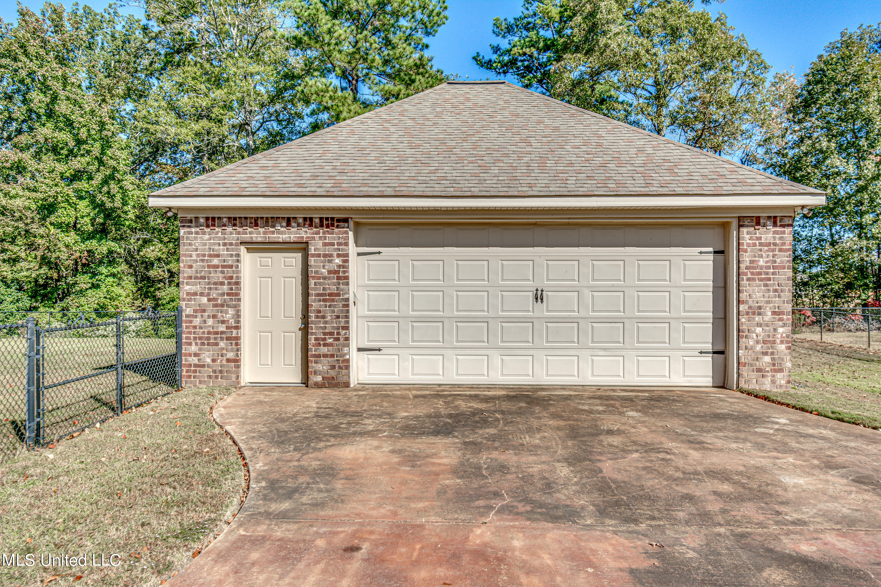 1006 Longwood Place, Pearl, Mississippi image 9