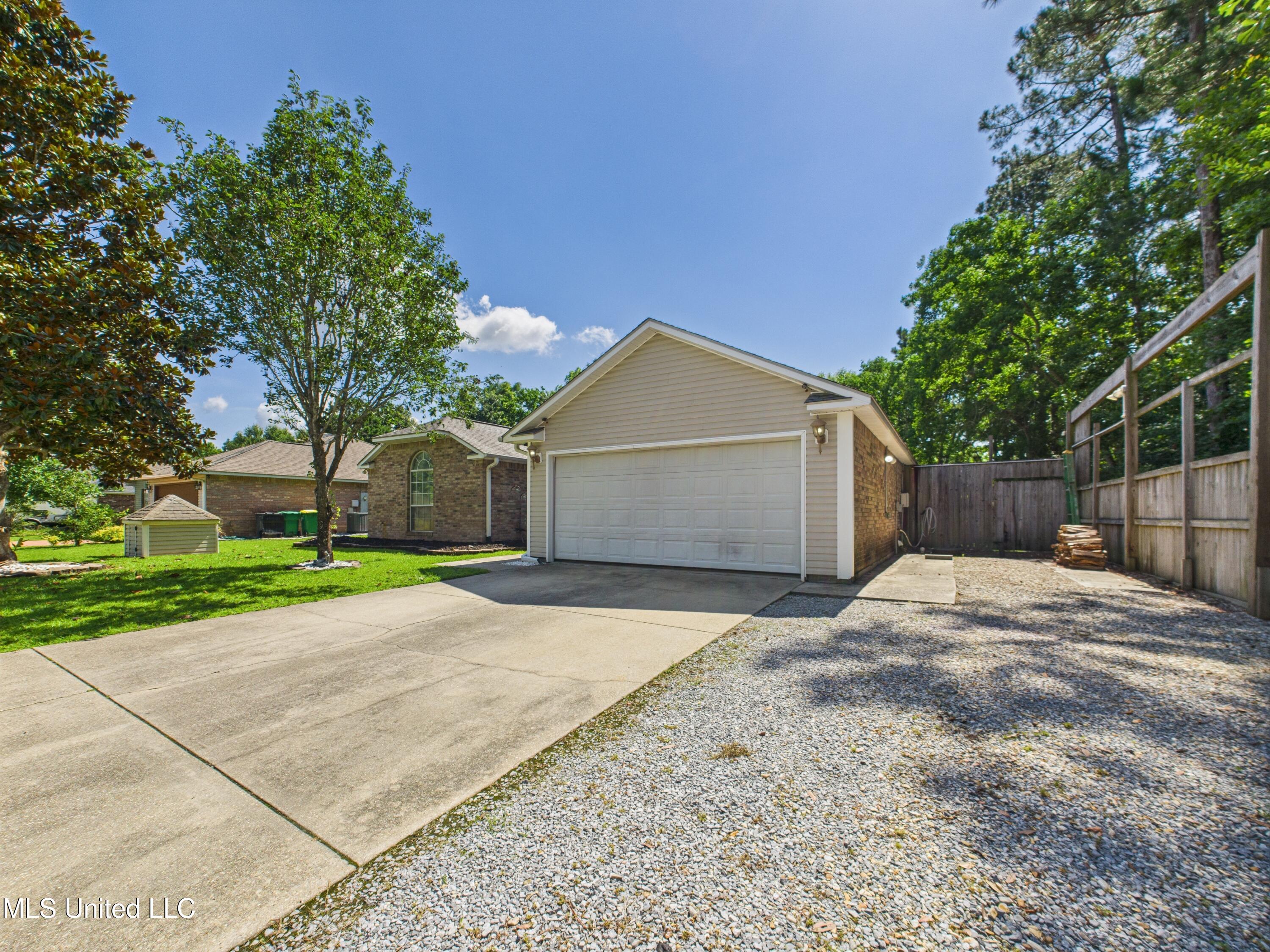 3508 N 9th Street, Ocean Springs, Mississippi image 32