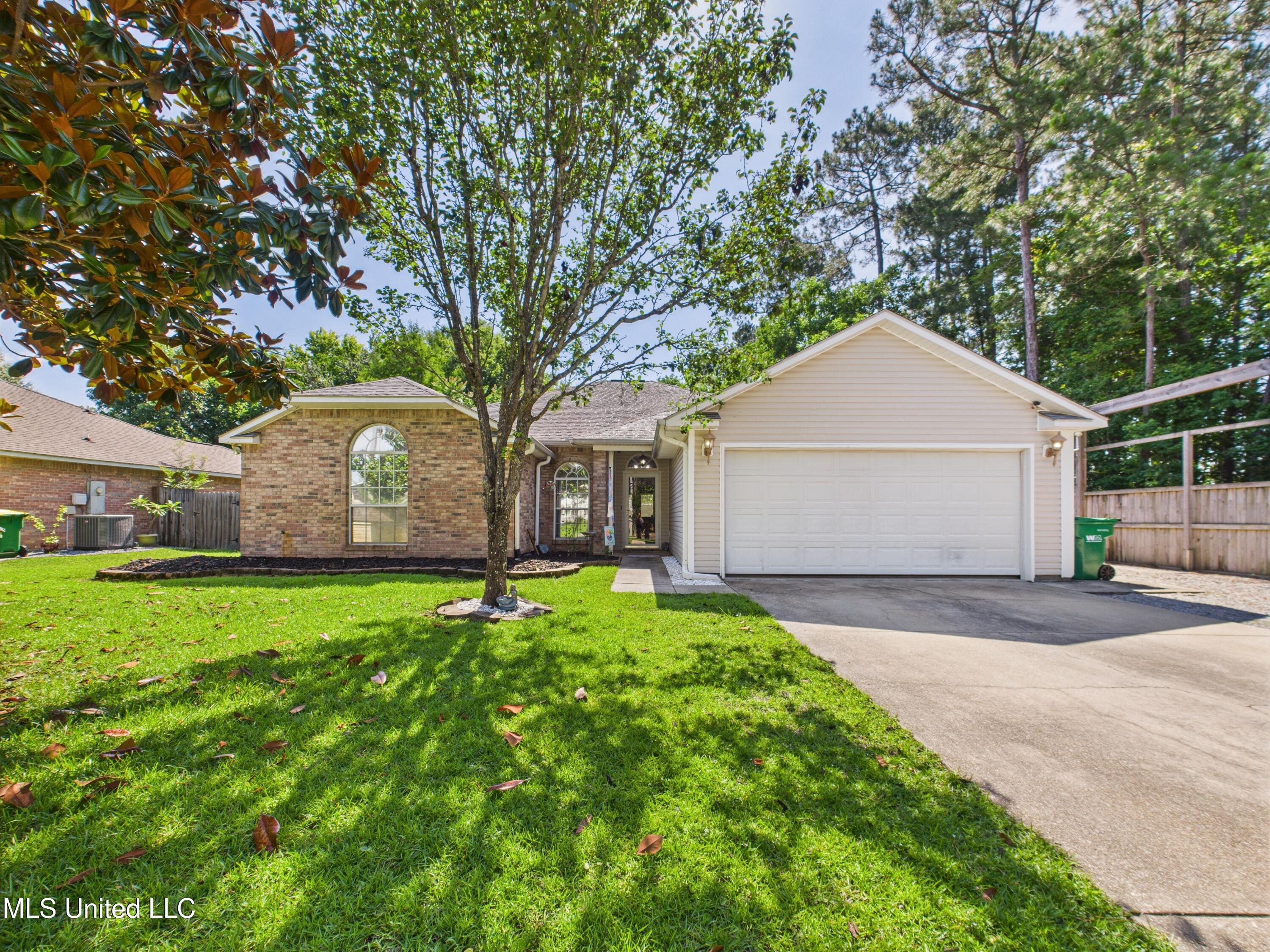 3508 N 9th Street, Ocean Springs, Mississippi image 1