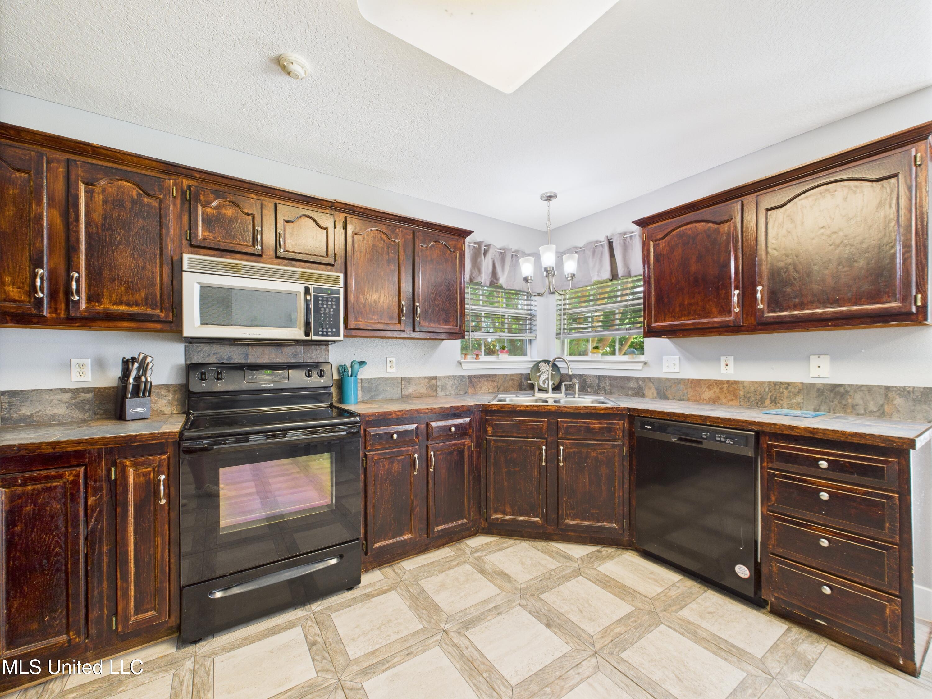 3508 N 9th Street, Ocean Springs, Mississippi image 12