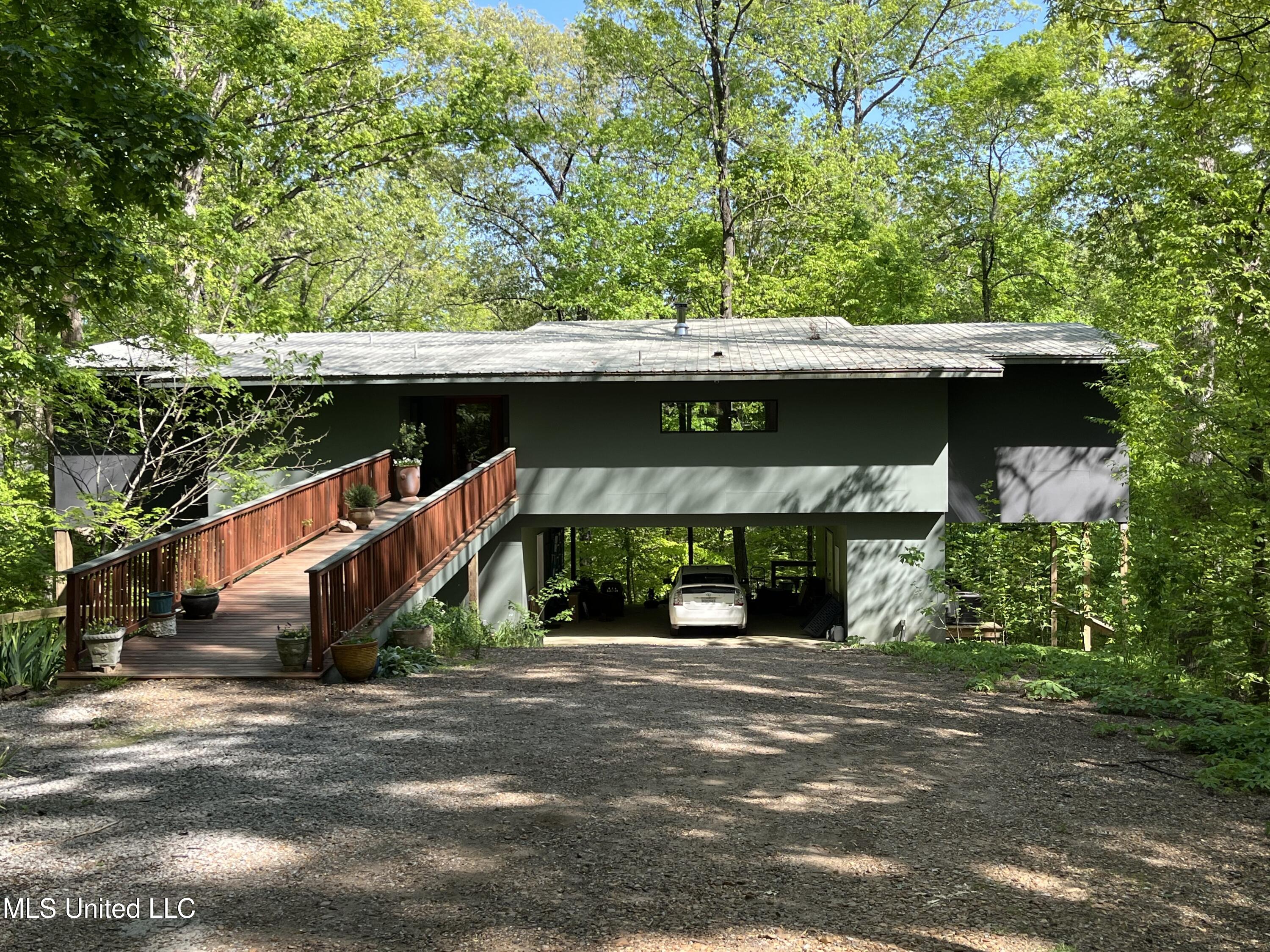 11455 First Hickory Cove, Hernando, Mississippi image 1