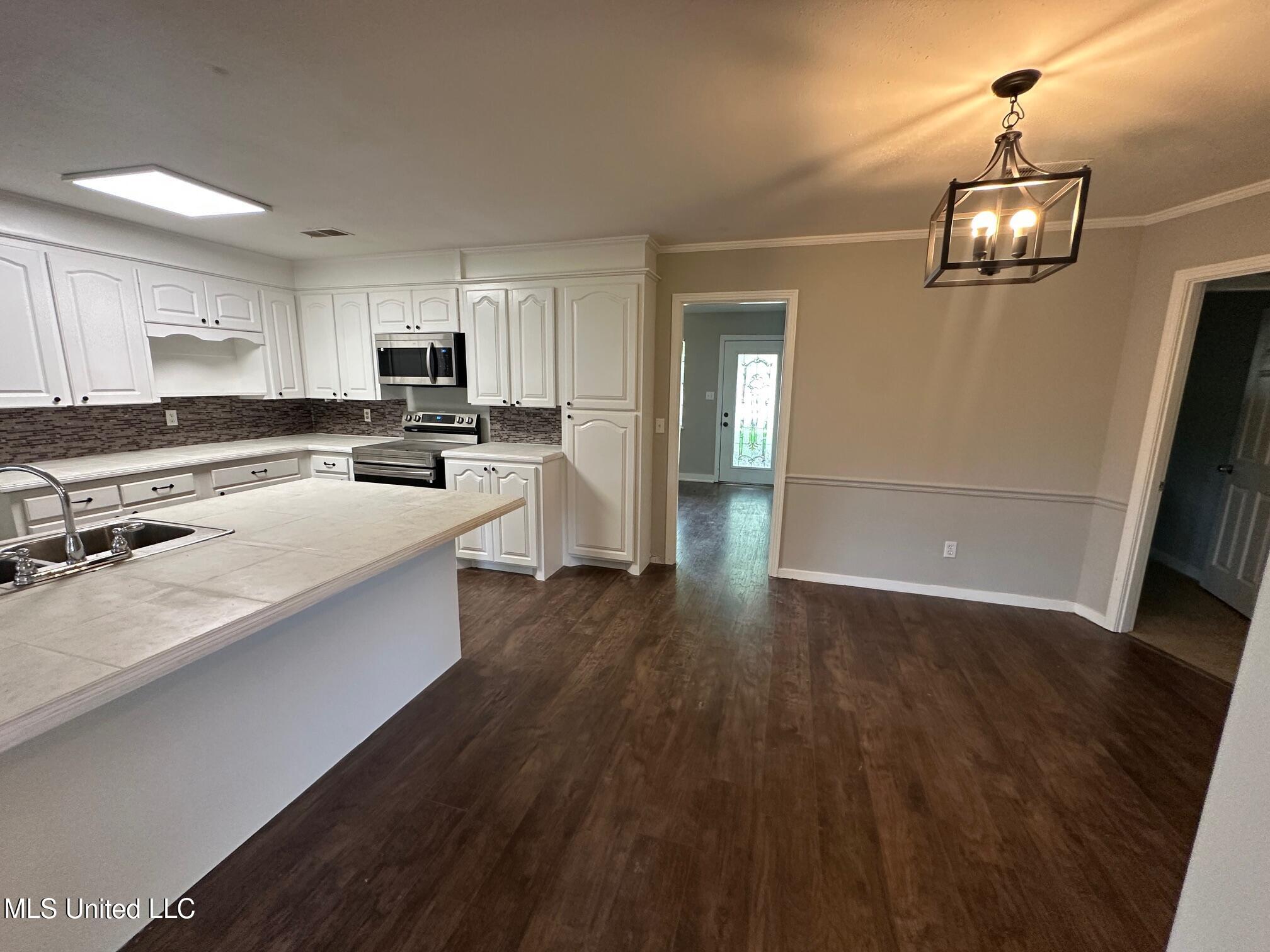 365 Gatewood Drive, Pearl, Mississippi image 4