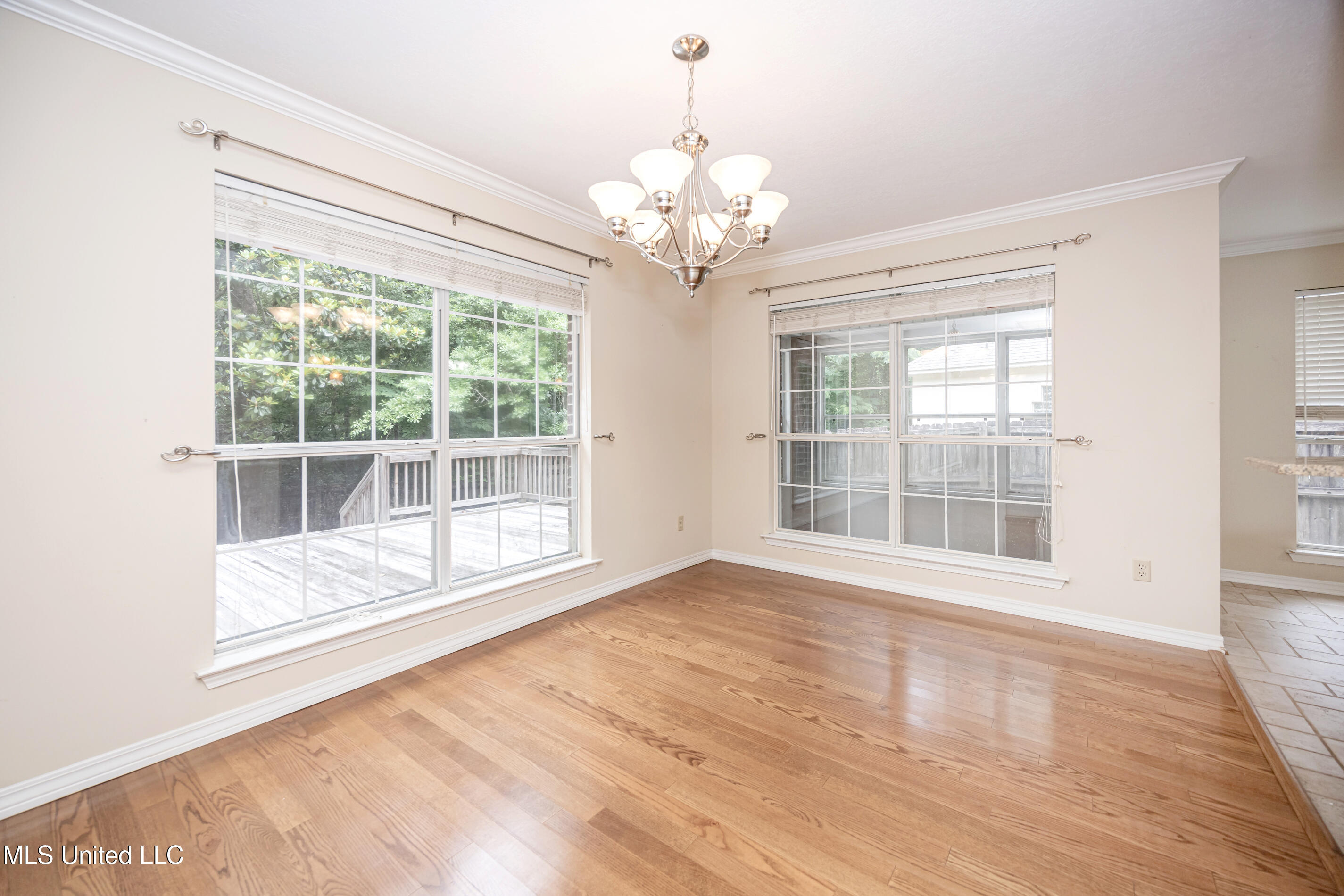 803 Woodglen Drive, Ocean Springs, Mississippi image 12