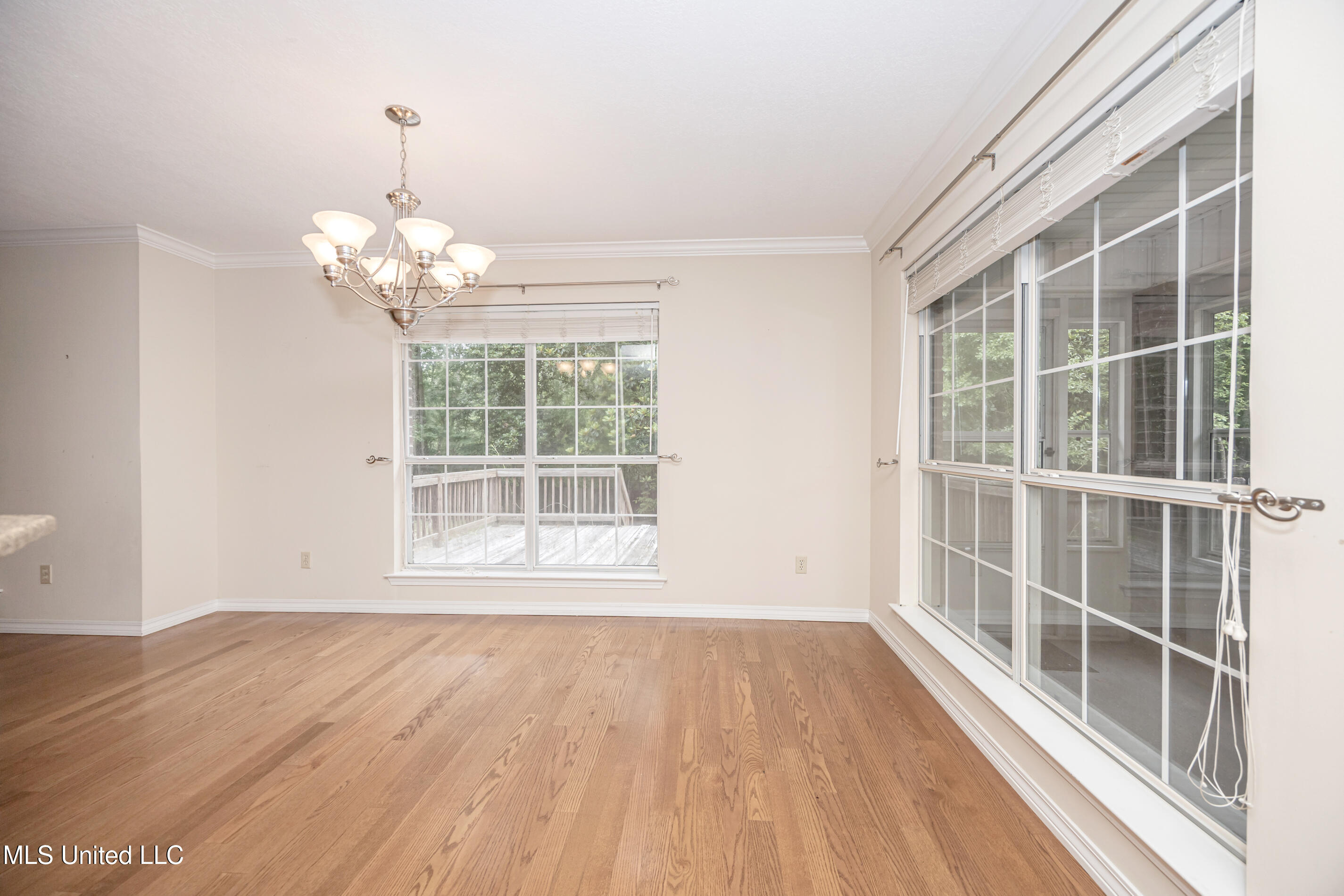 803 Woodglen Drive, Ocean Springs, Mississippi image 14