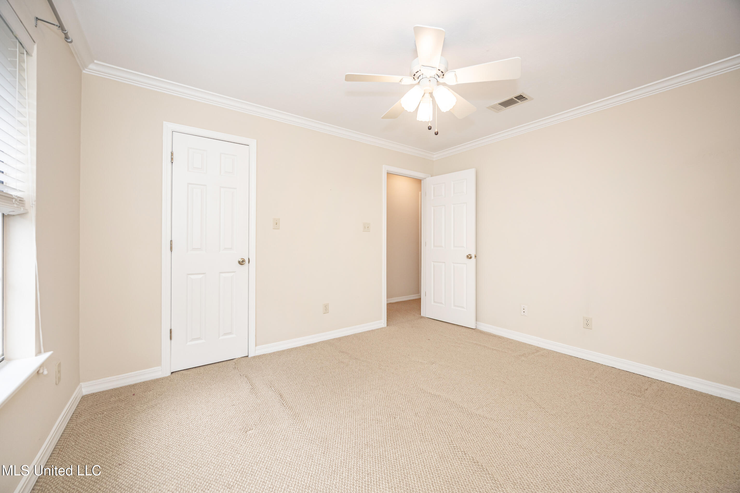 803 Woodglen Drive, Ocean Springs, Mississippi image 32