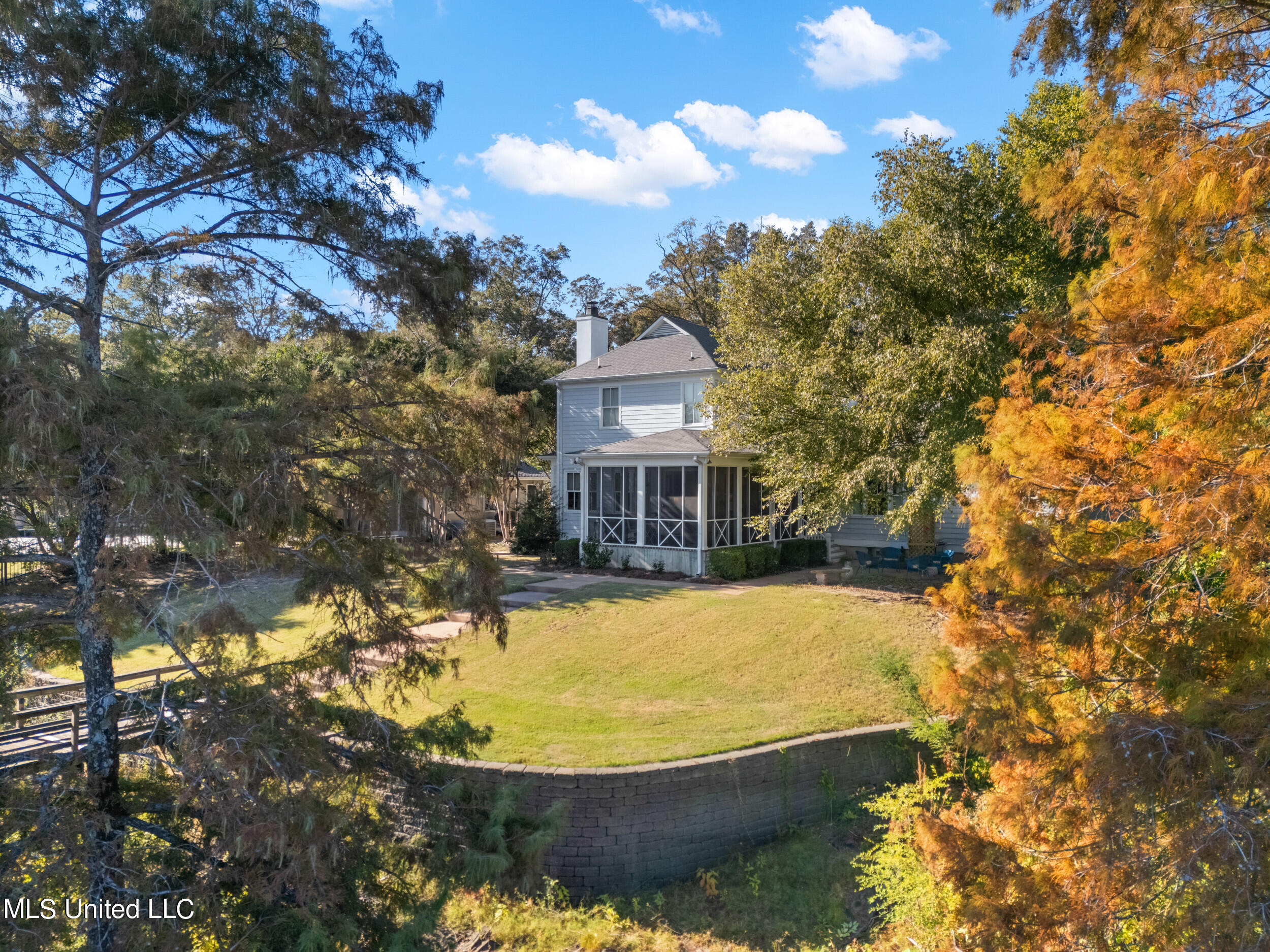 16 Parker Landing, Dundee, Mississippi image 8