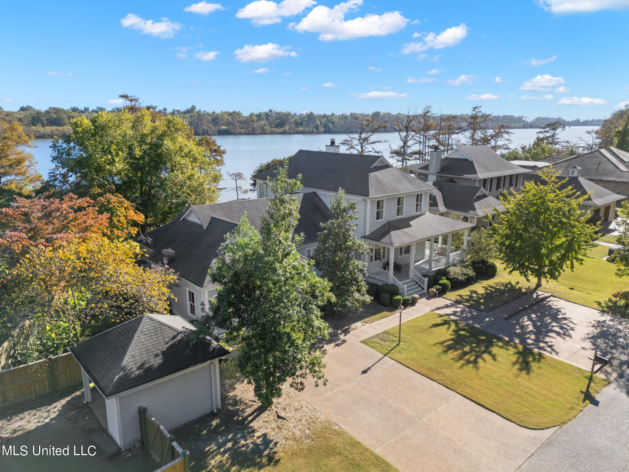 16 Parker Landing, Dundee, Mississippi image 6